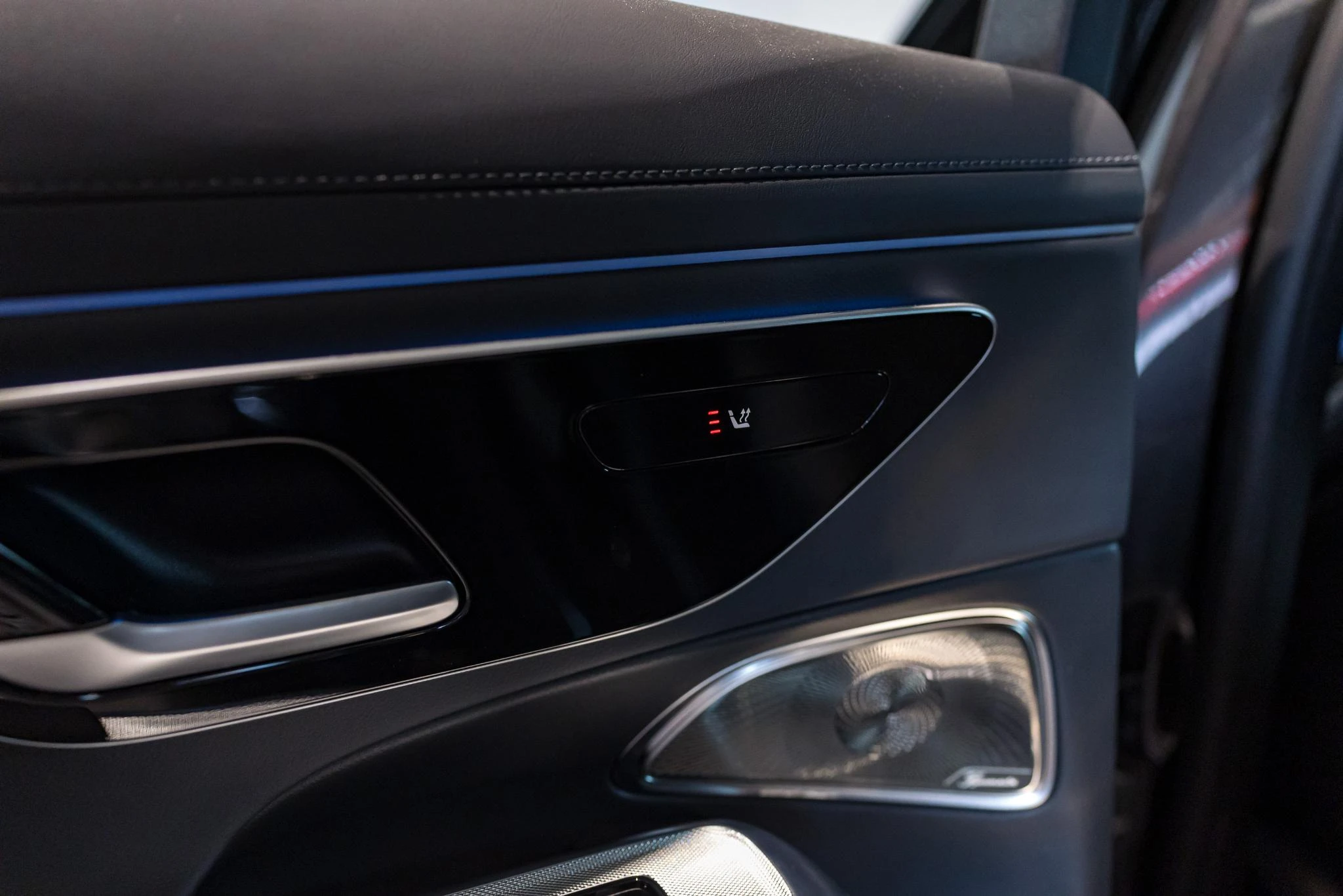 Mercedes-Benz-E-Klasse-image-16
