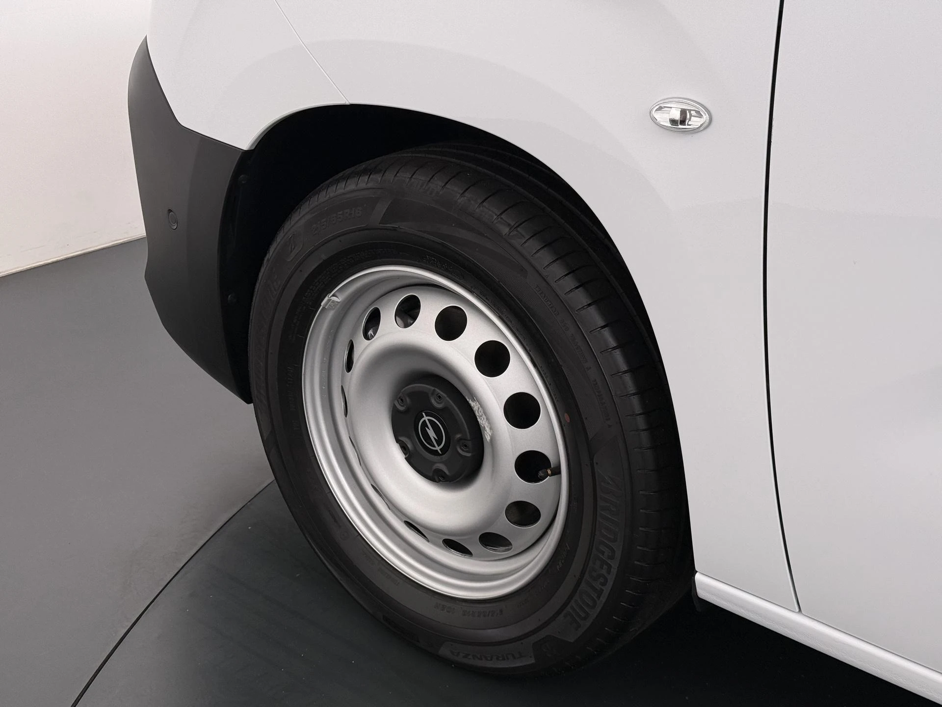 Opel-Combo-e-image-12