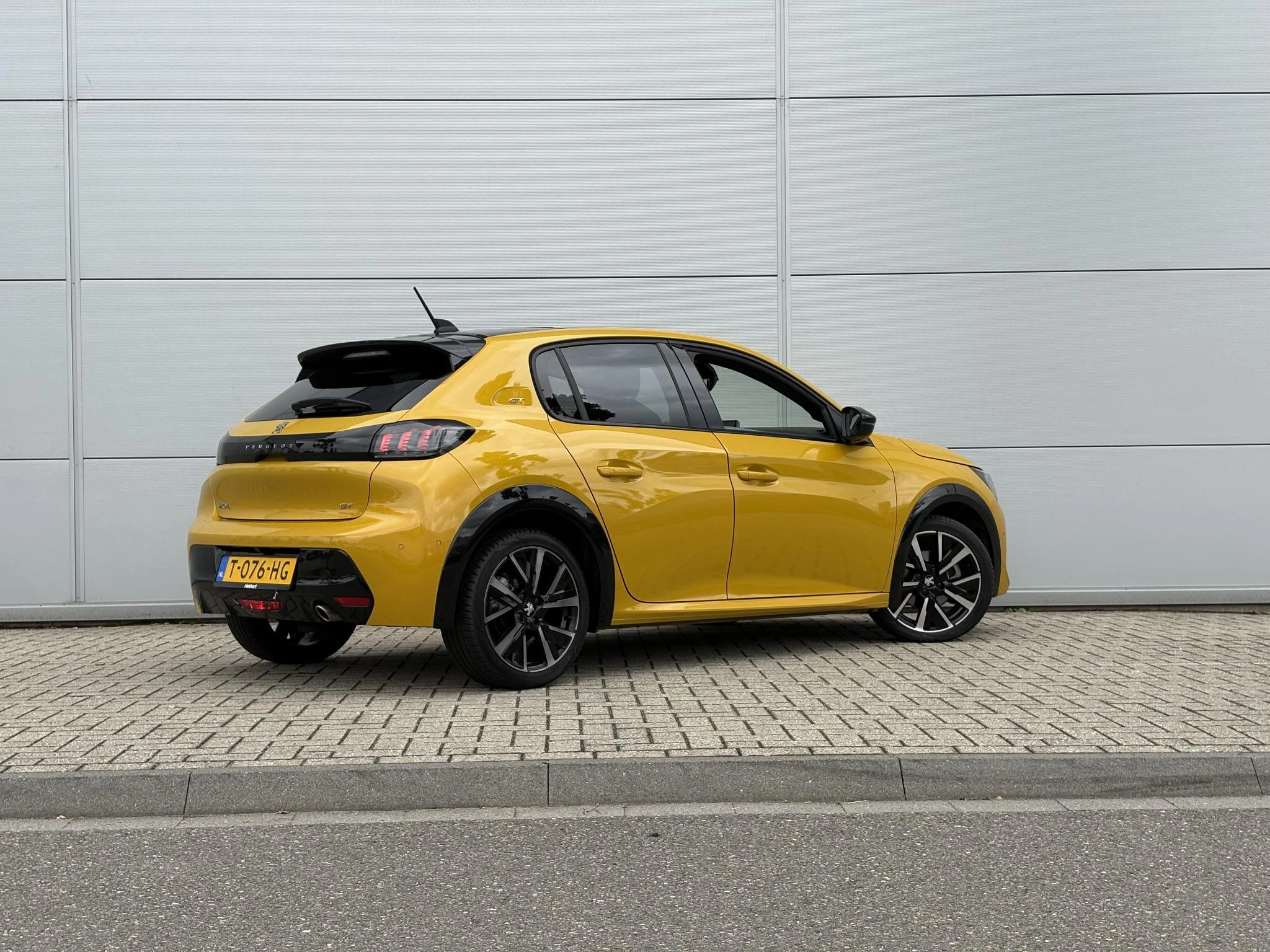 Peugeot-208-image-4