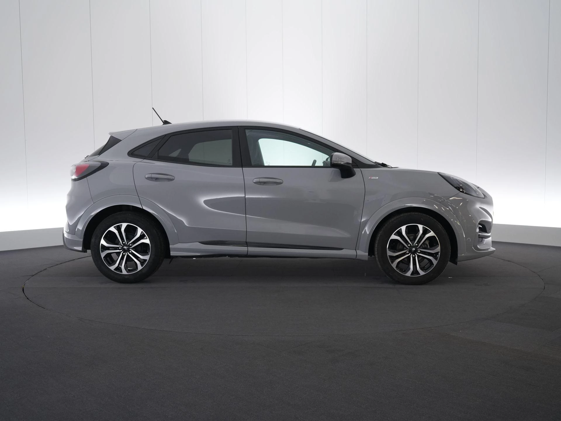 Ford Puma 1.0i Ecoboost mHEV 92kW ST-Line