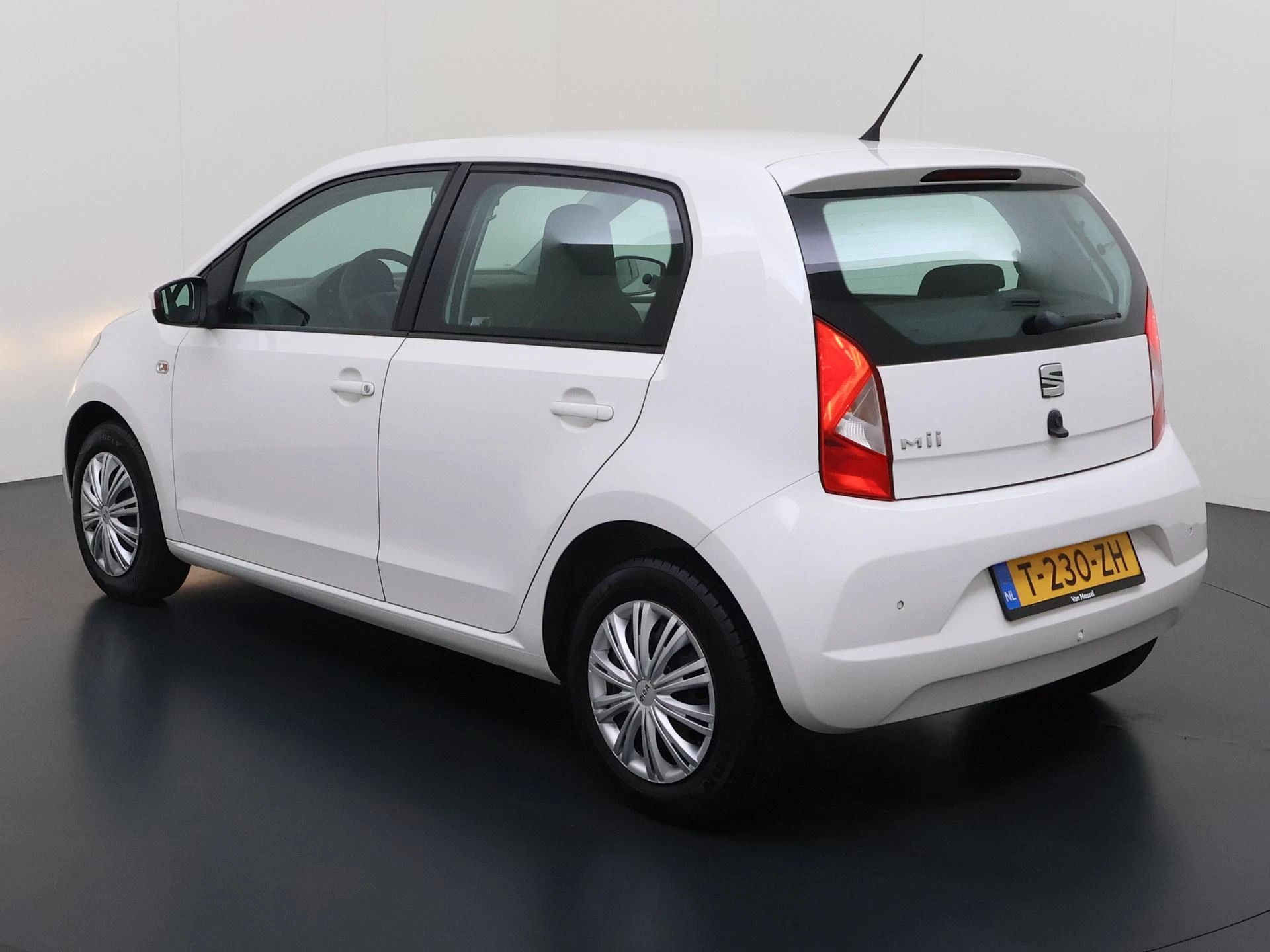 SEAT-Mii-image-6