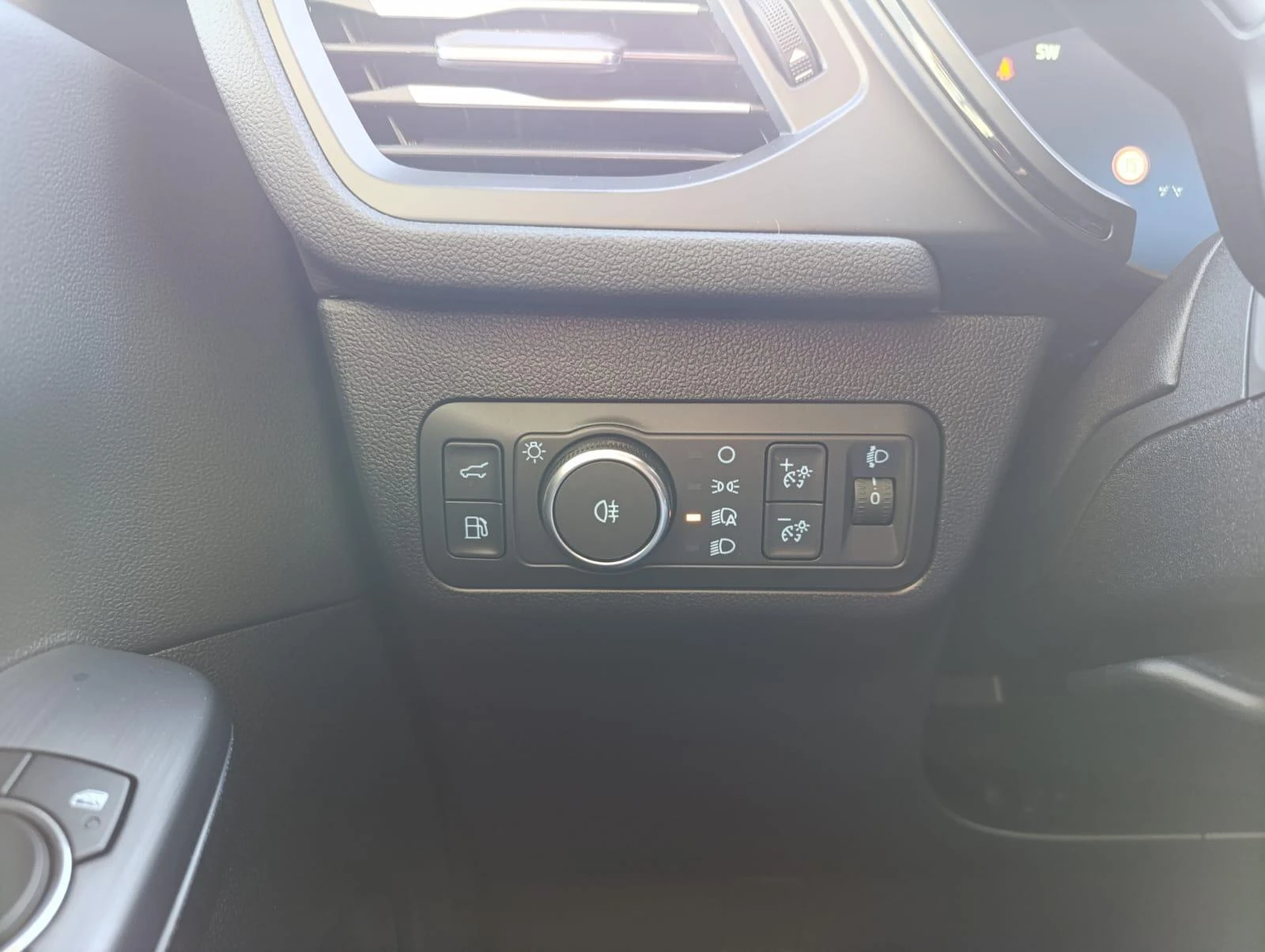Ford-Kuga-image-23