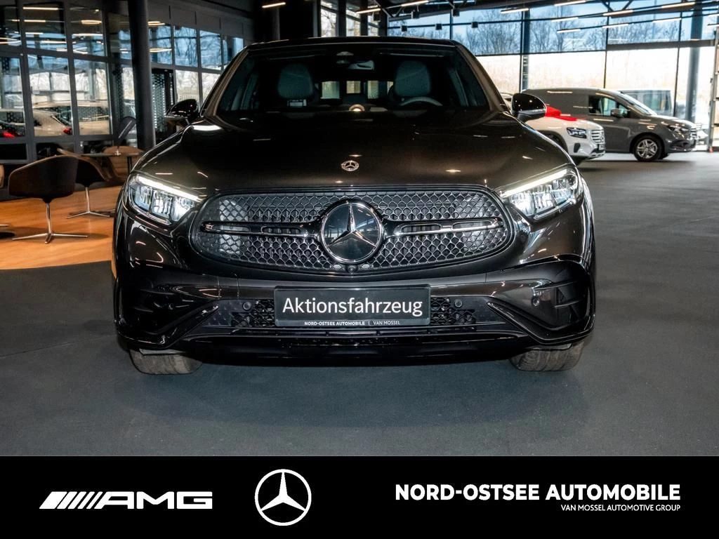 Mercedes-Benz GLC 200 4m Coupé AMG NIGHT PANO AHK DISTR 20-ZO AMG Line