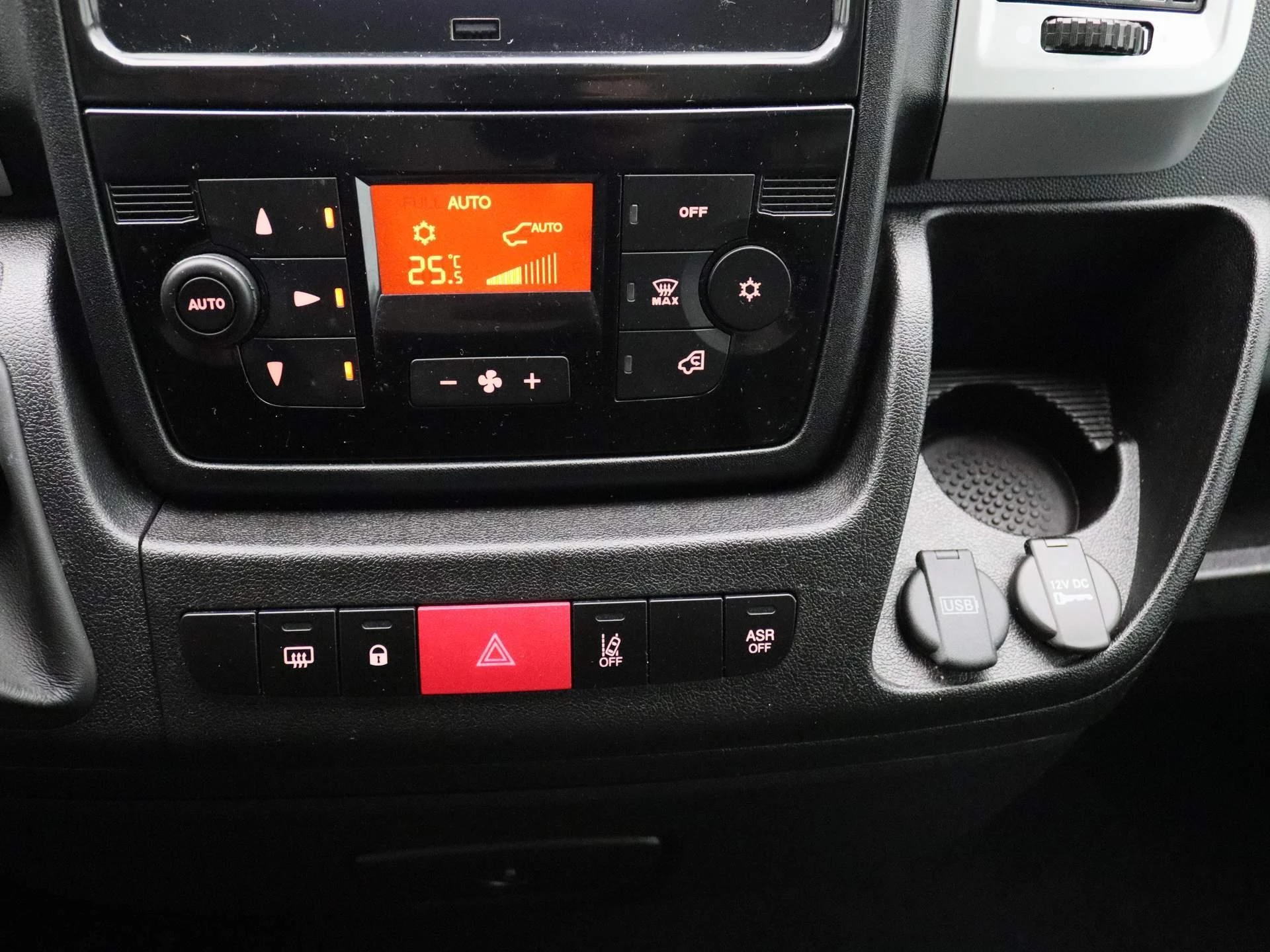 Fiat-E-Ducato-image-17