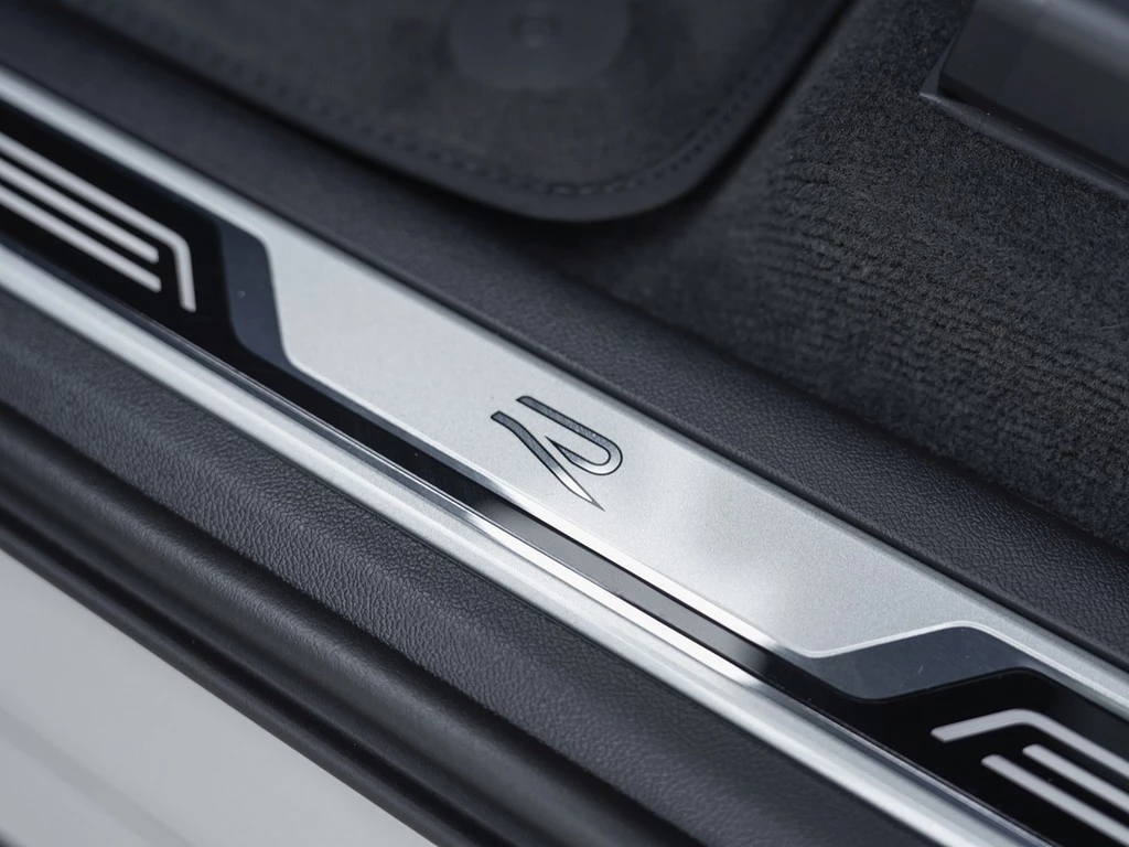 Volkswagen Touareg R-Line ehem.LP 116k BlackStyle Pano HuD