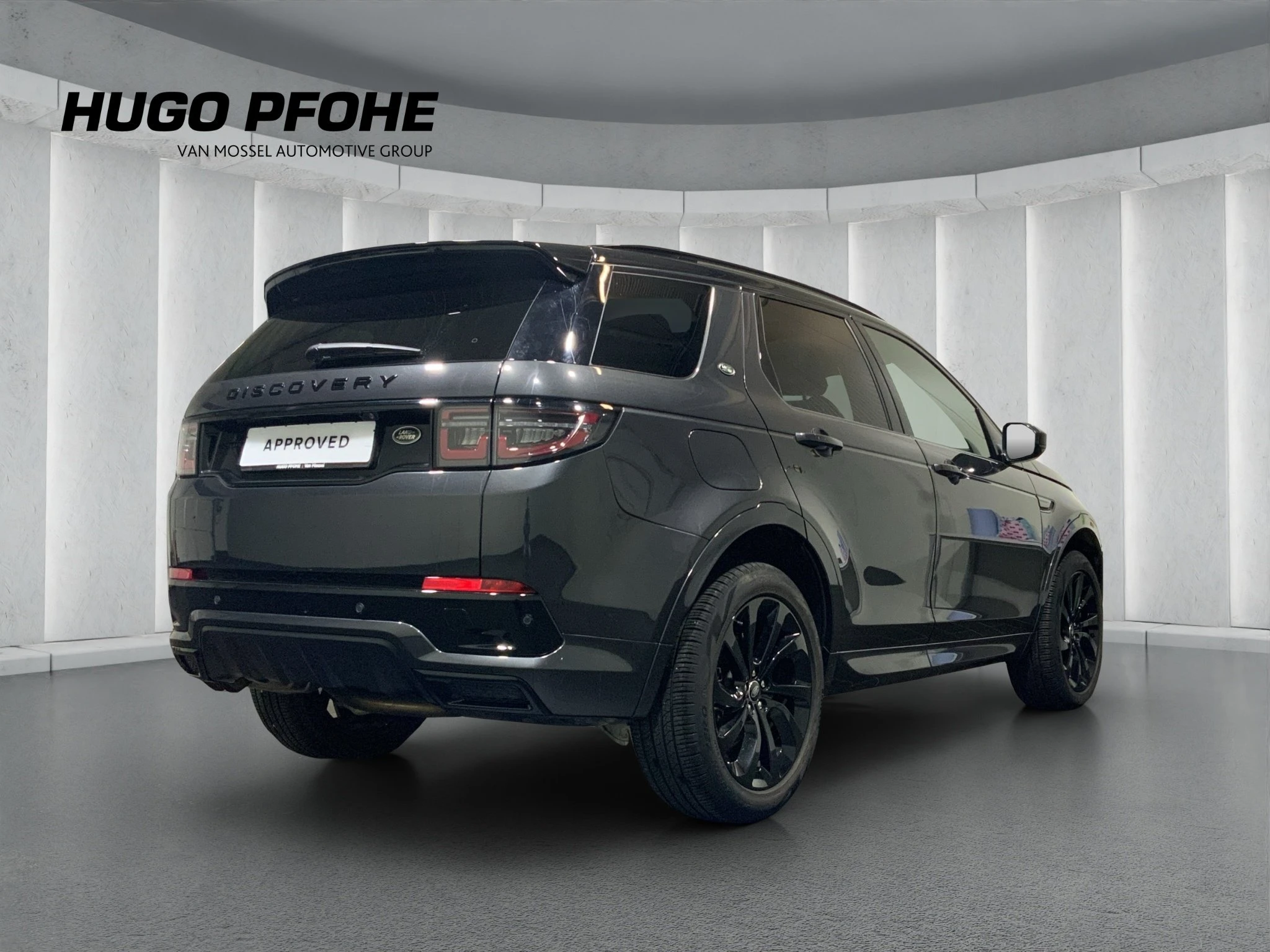 Land Rover-Discovery Sport-image-1
