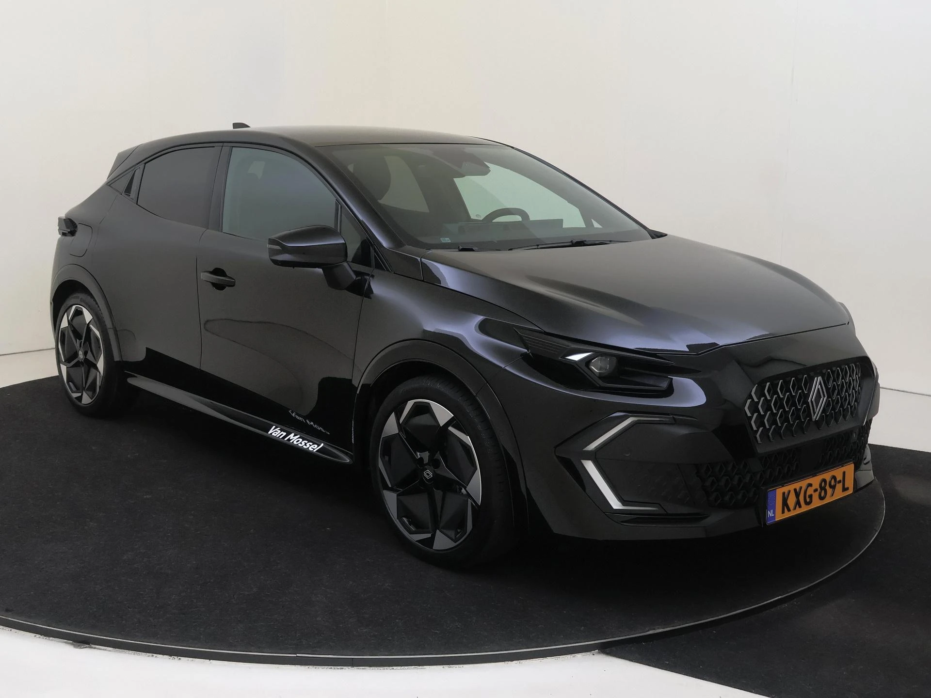 Renault-Clio-image-2