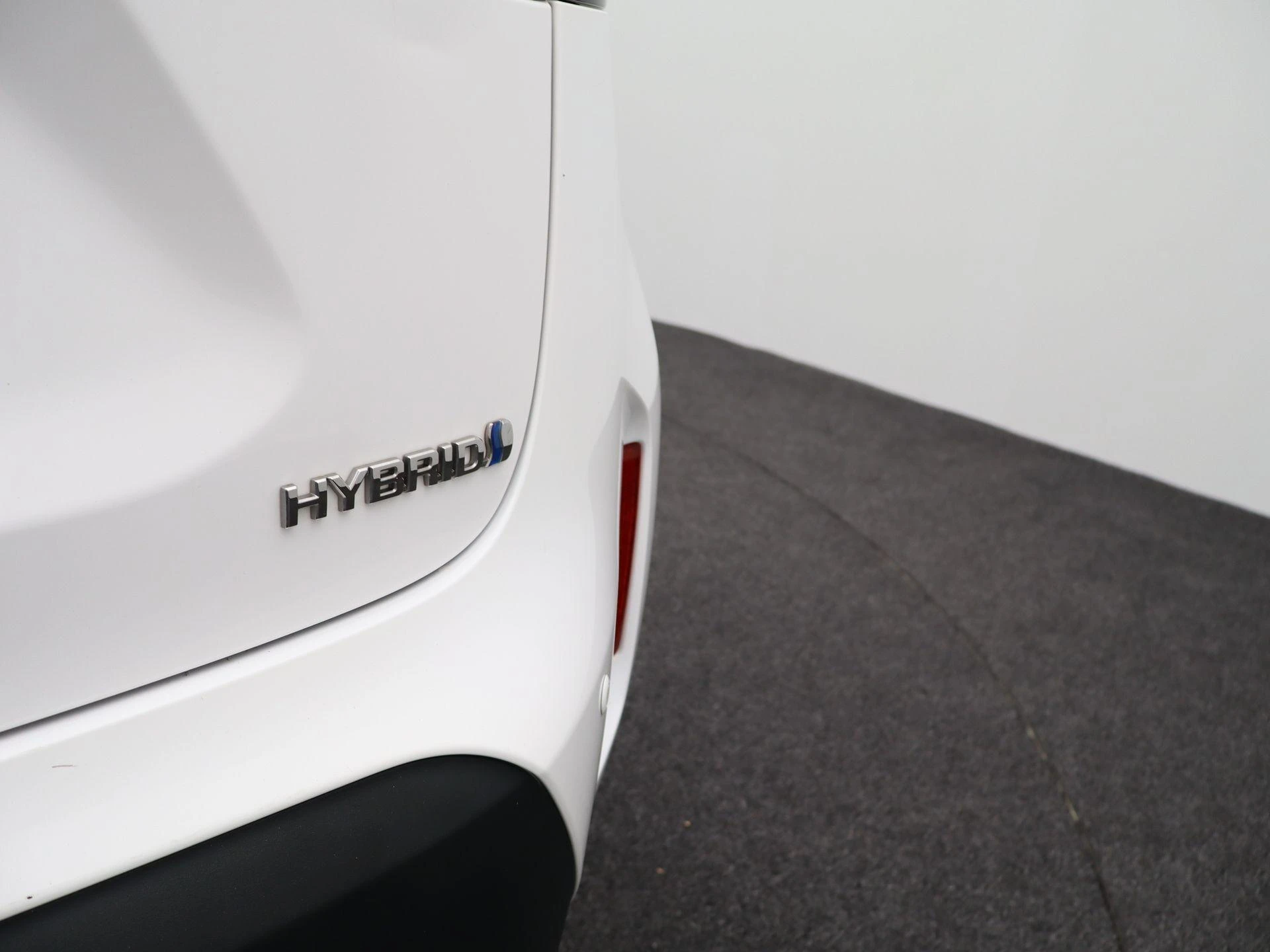 Toyota-Yaris Cross-image-36