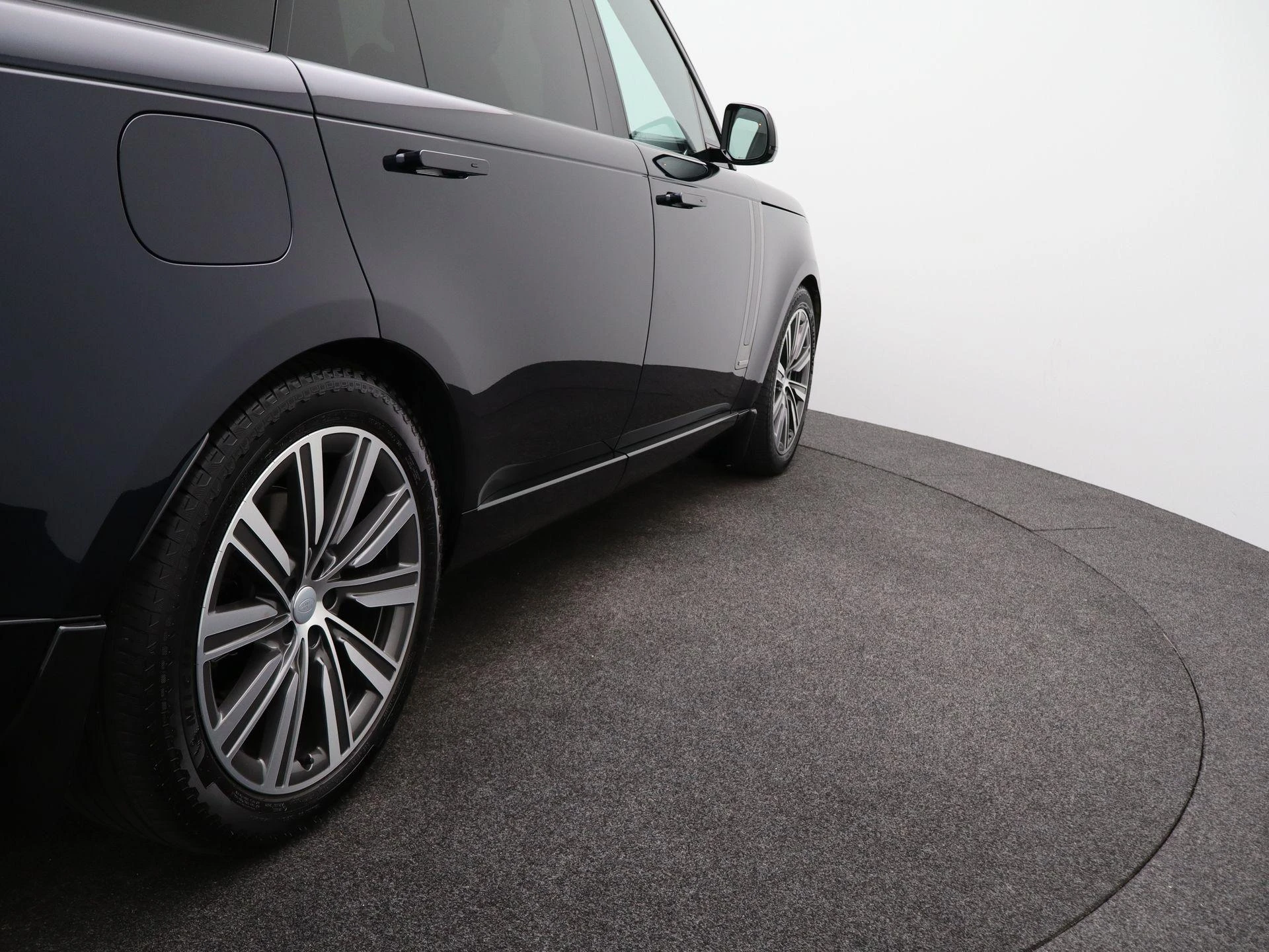 Land Rover Range Rover 3.0 P460e LWB Autobiography PHEV