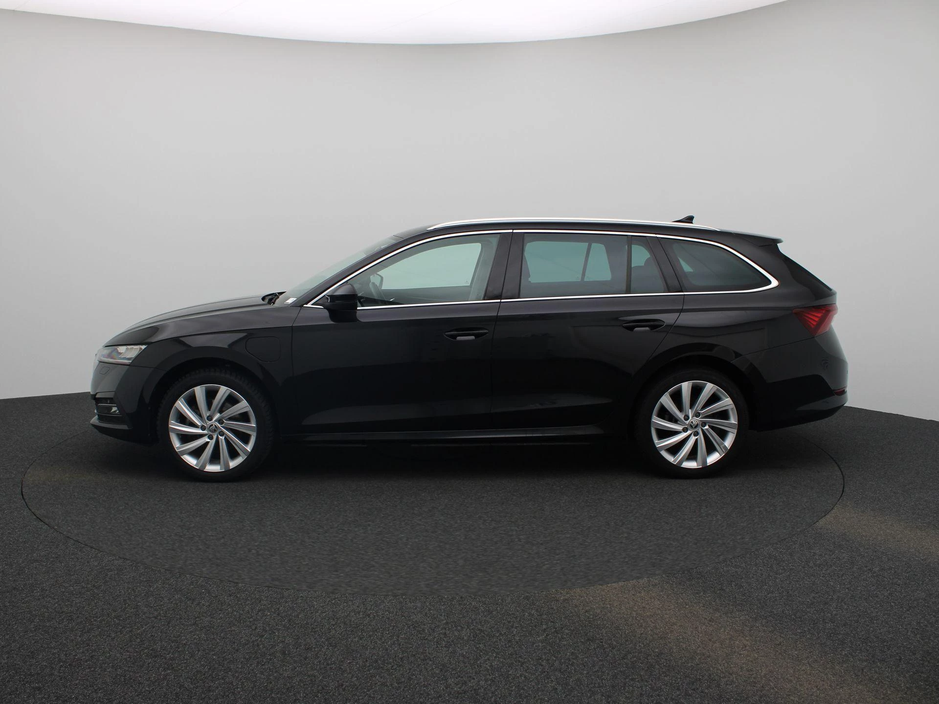 Škoda-Octavia-image-3