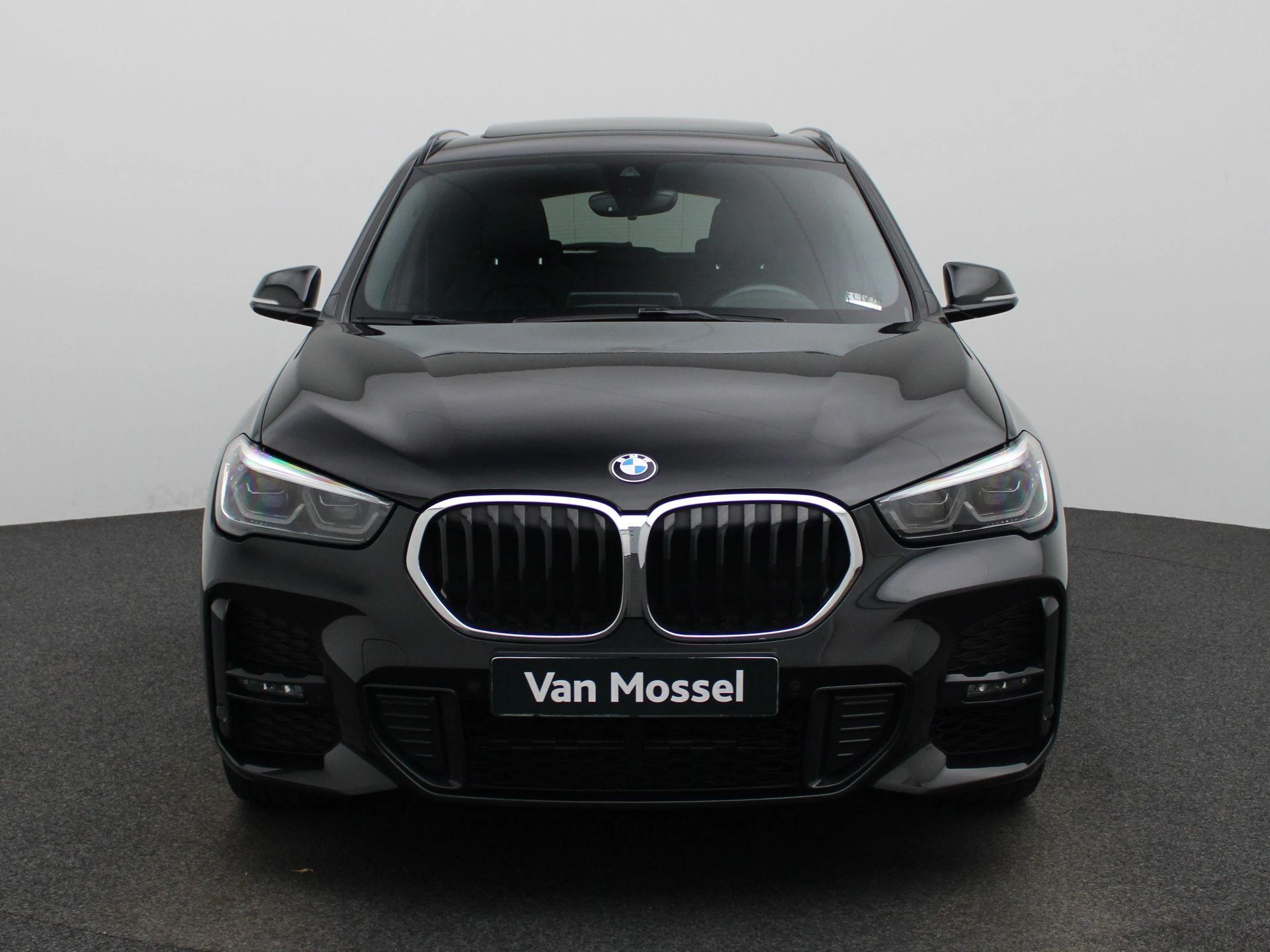 BMW-X1-image-2