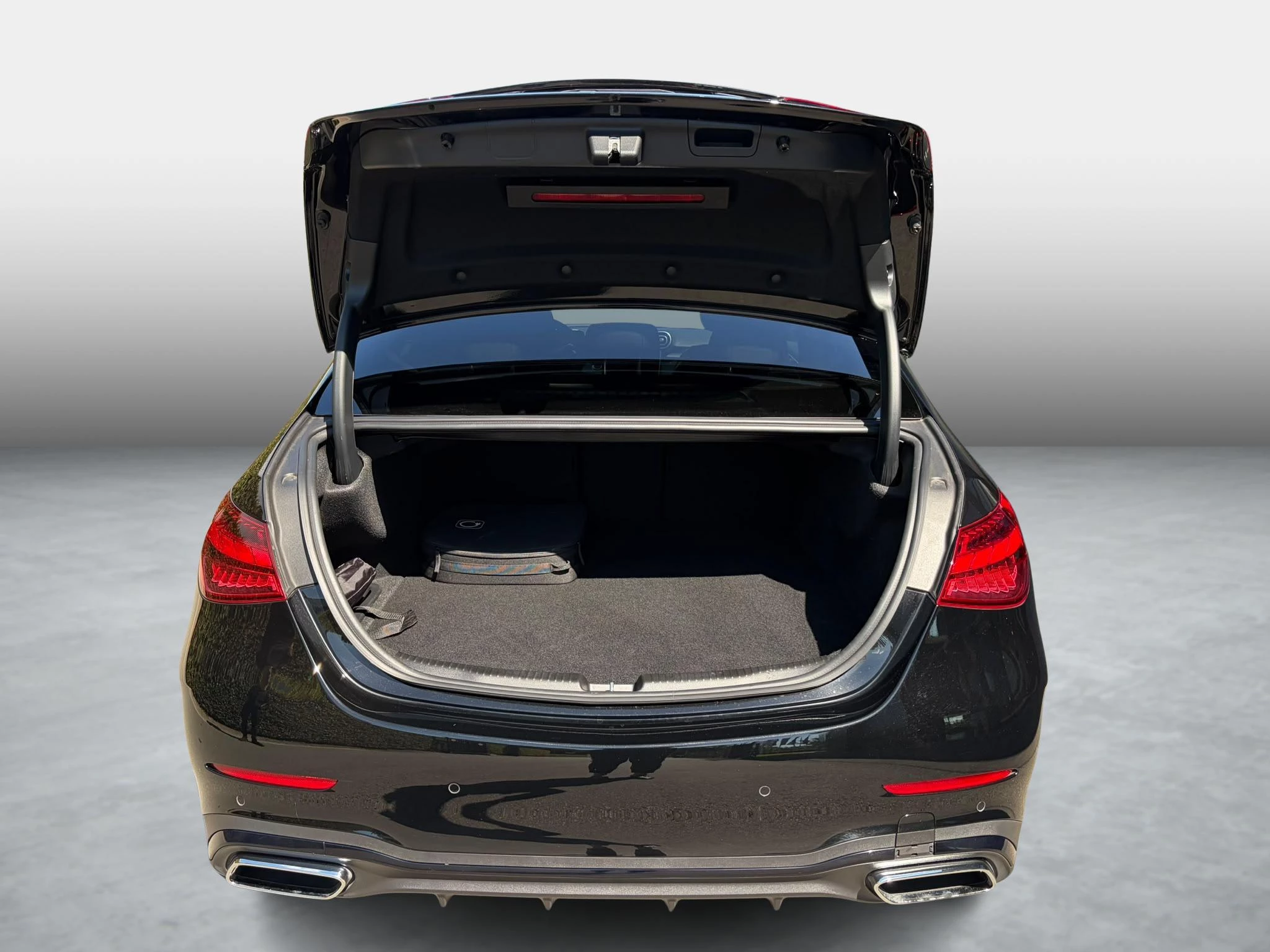 Mercedes-Benz C-Klasse 300 e AMG Line + CARPLAY + LED + CAMERA + NIGHTPAKKET +