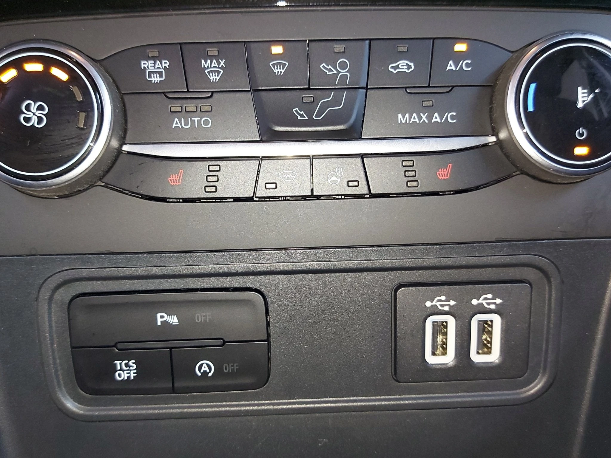 Ford-EcoSport-image-24