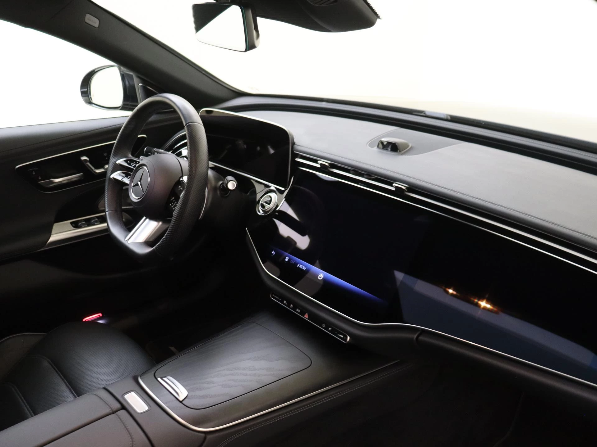 Mercedes-Benz-E-Klasse-image-10