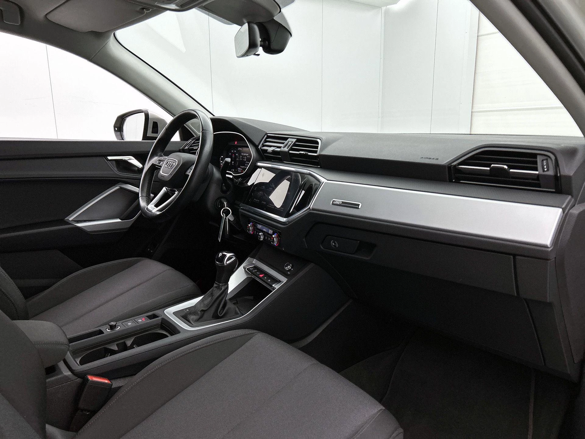 Audi-Q3-image-14