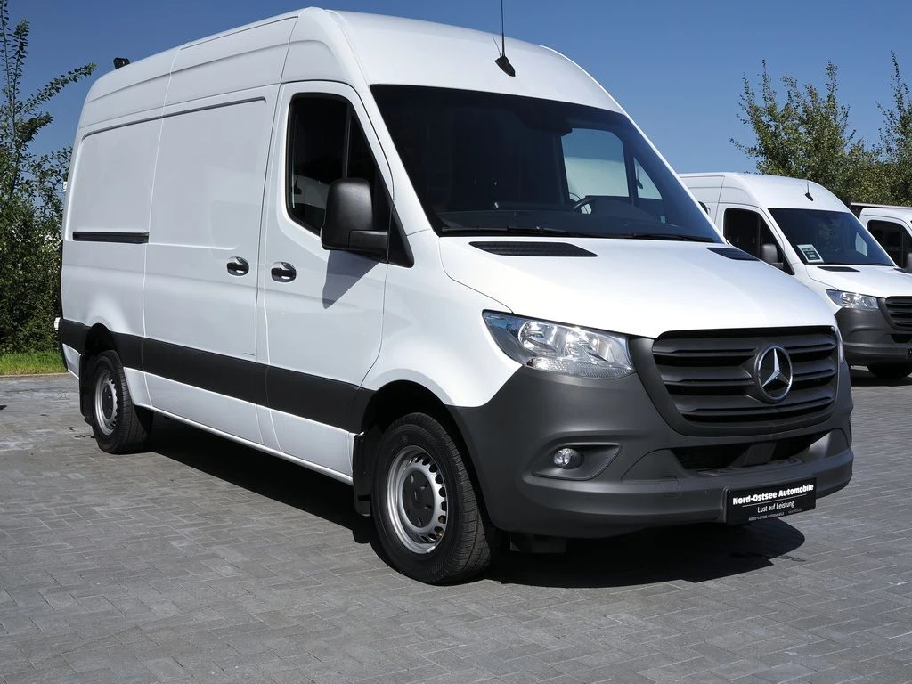 Mercedes-Benz-Sprinter 317-image-4