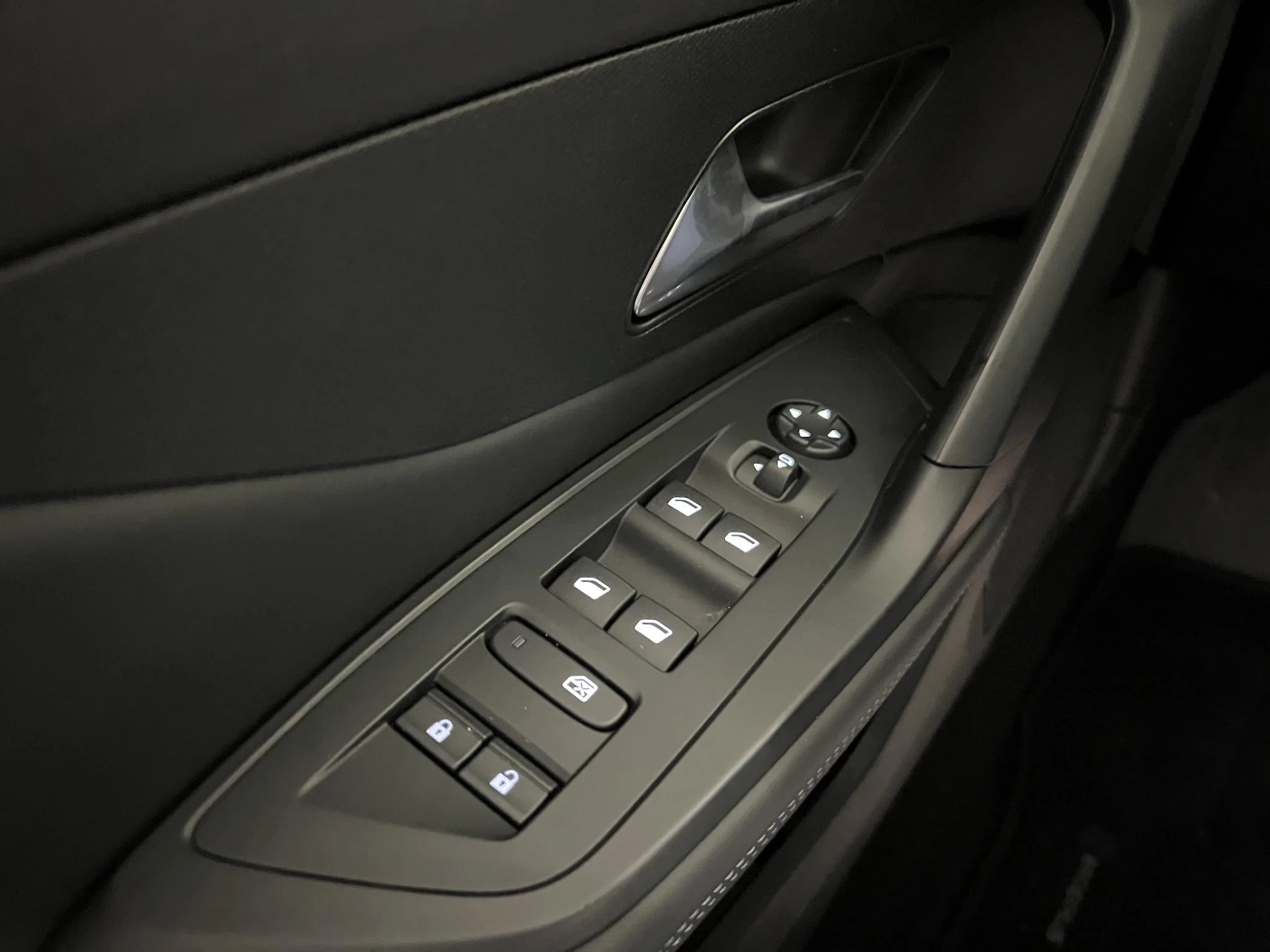 Peugeot-308-image-17