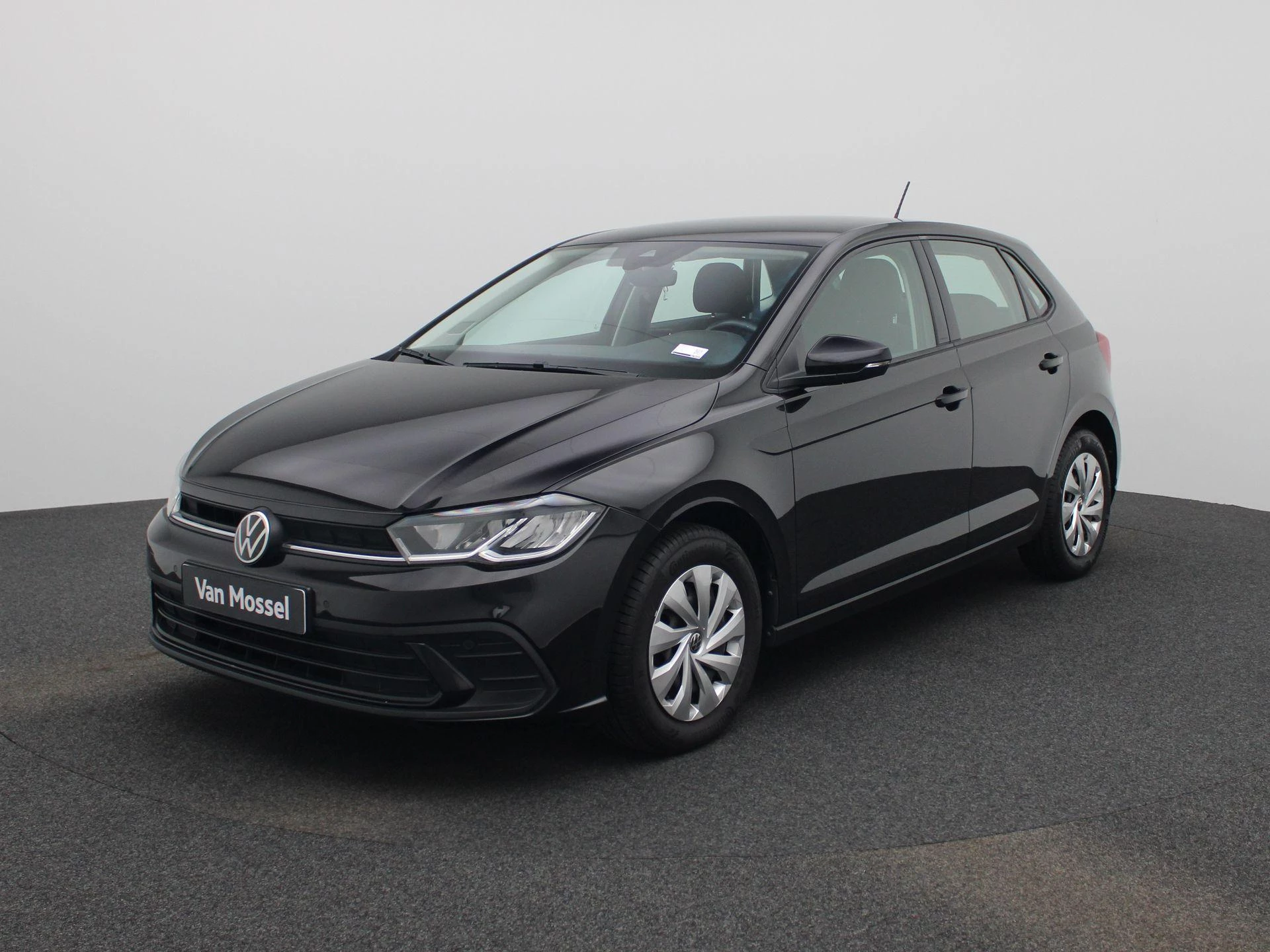 Volkswagen-Polo-image-0