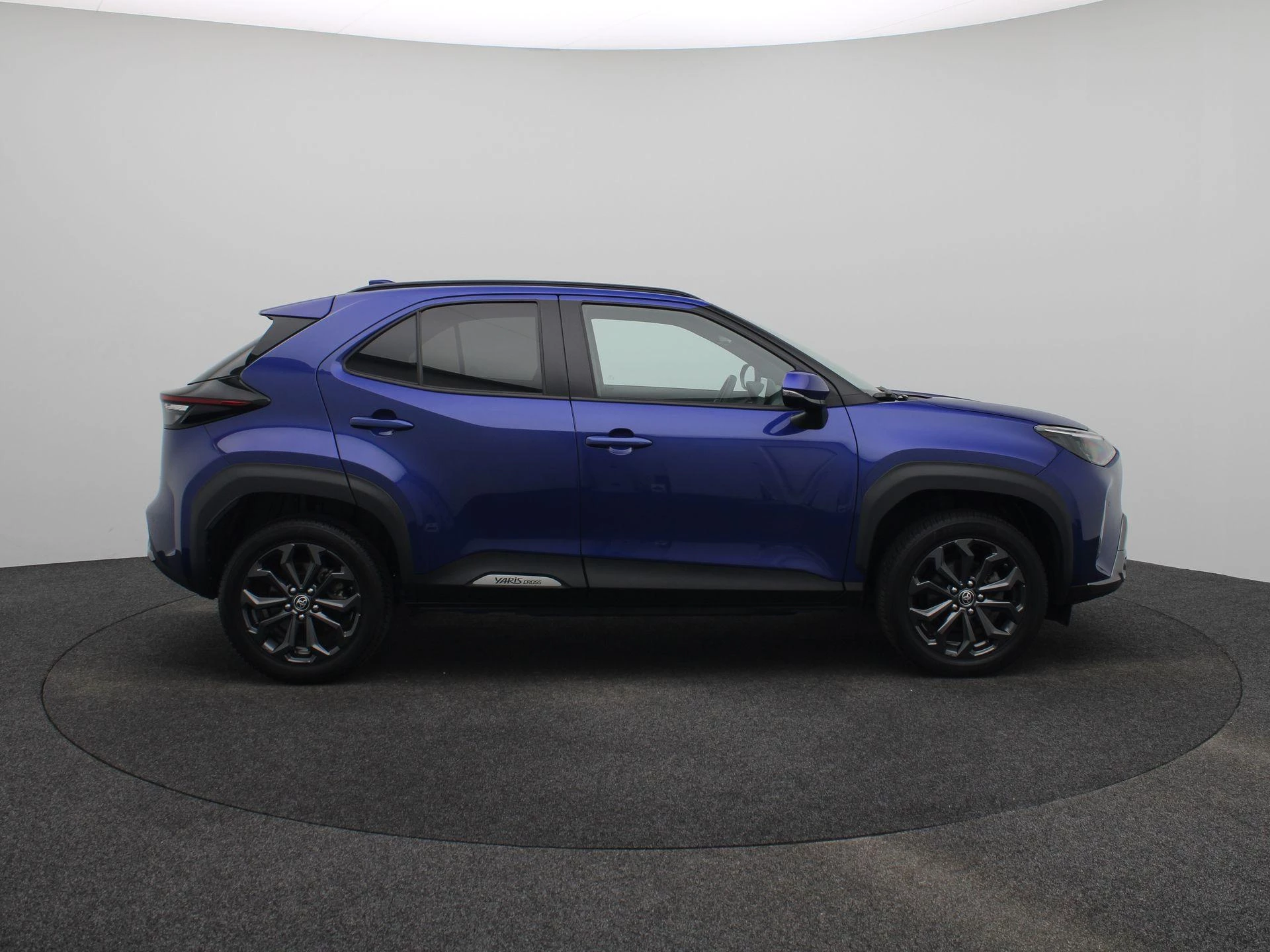 Toyota-Yaris Cross-image-6