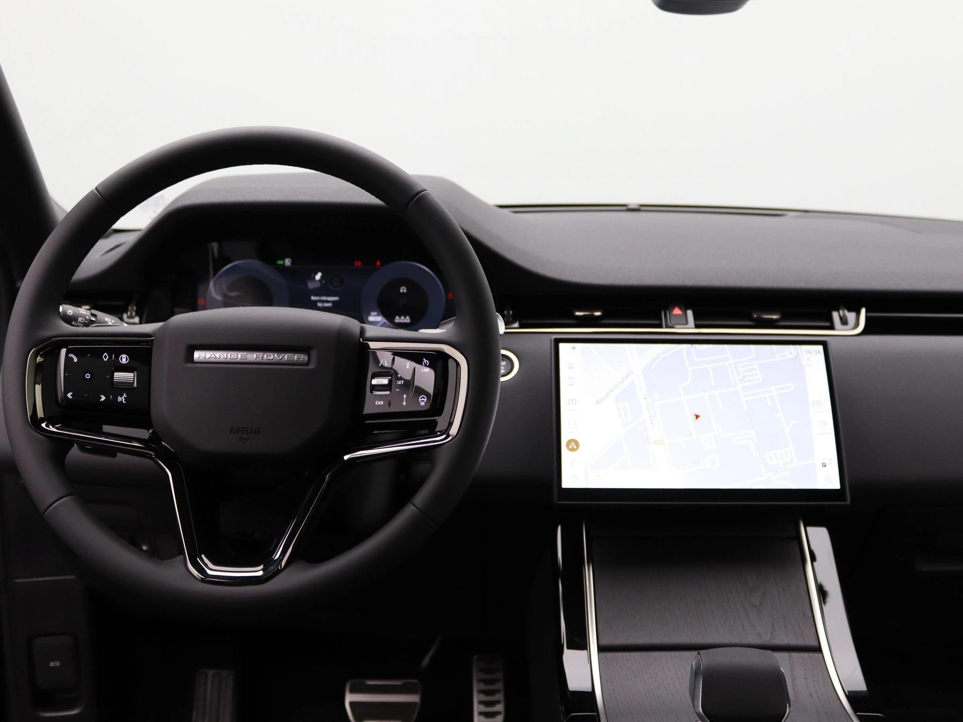 Land Rover-Range Rover Evoque-image-6