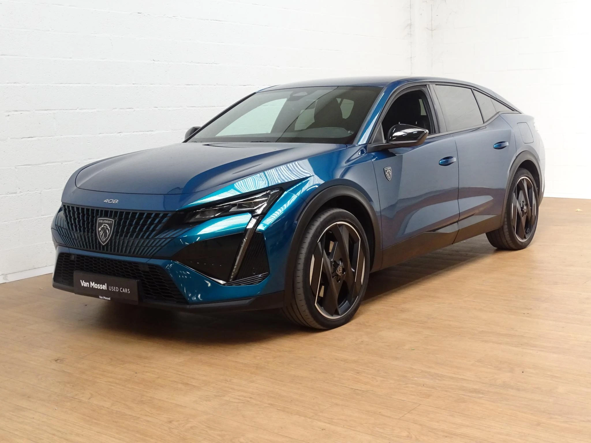 Peugeot 408 1.6 Hybrid 225 S&S EAT8 First Edition