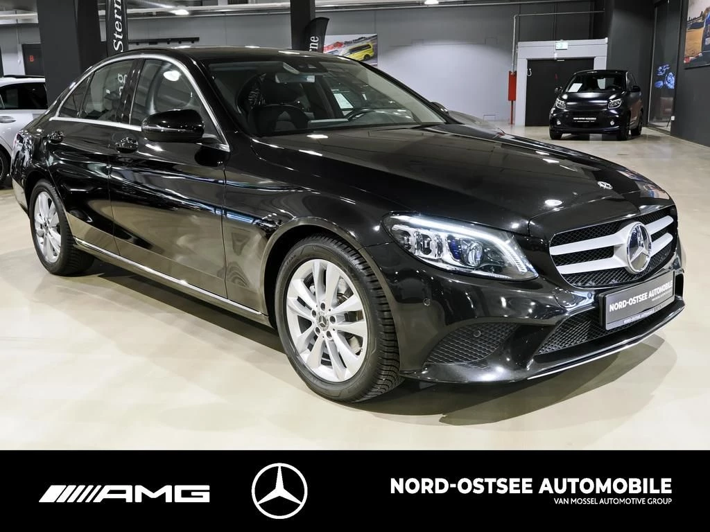 Mercedes-Benz C-Klasse 200 AVANTGARDE SD MULTIBEAM 9G COMAND SITZHZG AVANTGARDE
