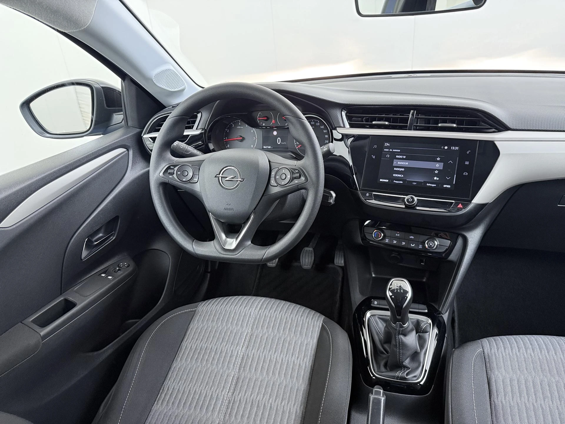 Opel-Corsa-image-5