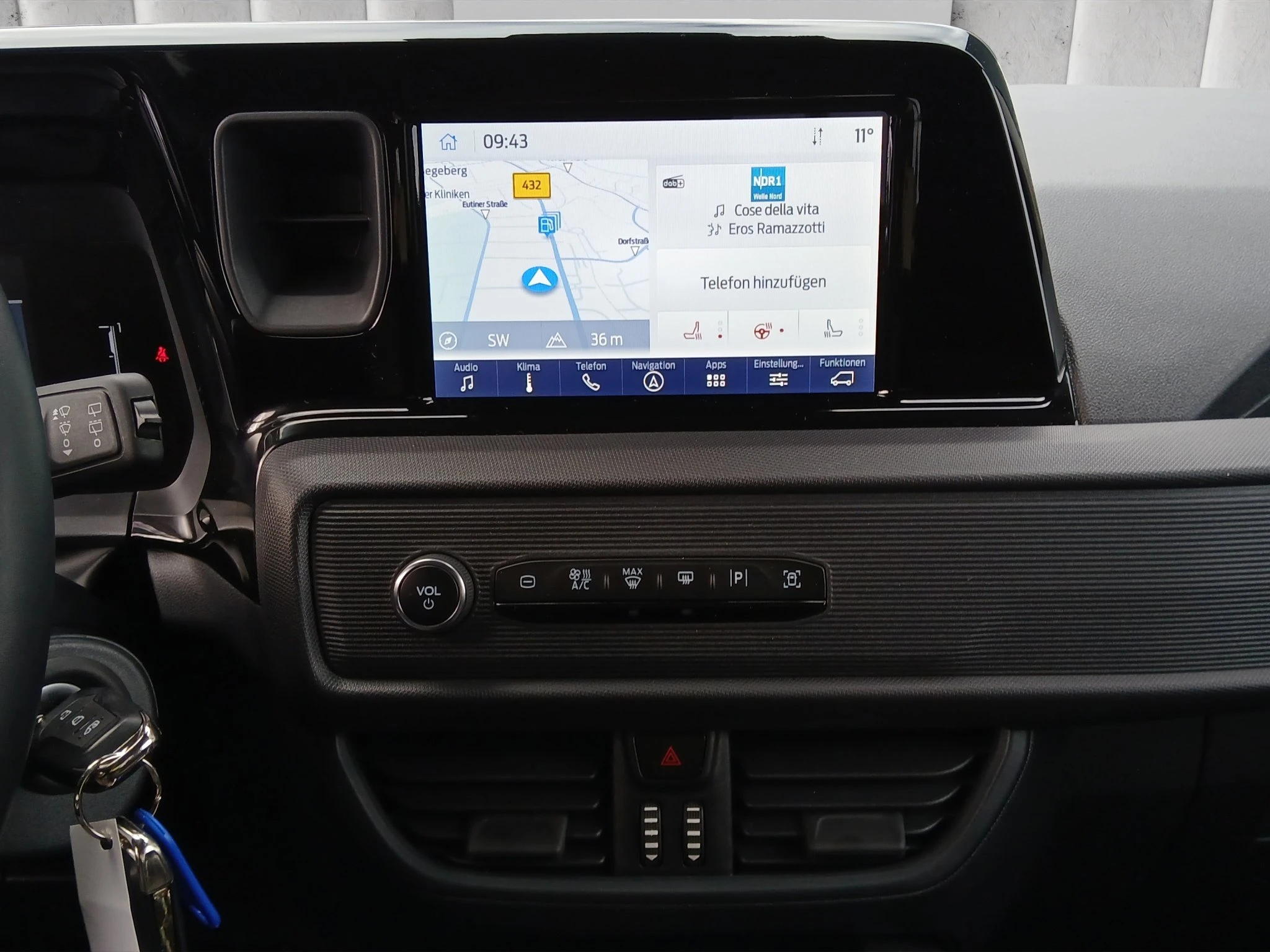 Ford-Tourneo Courier-image-14