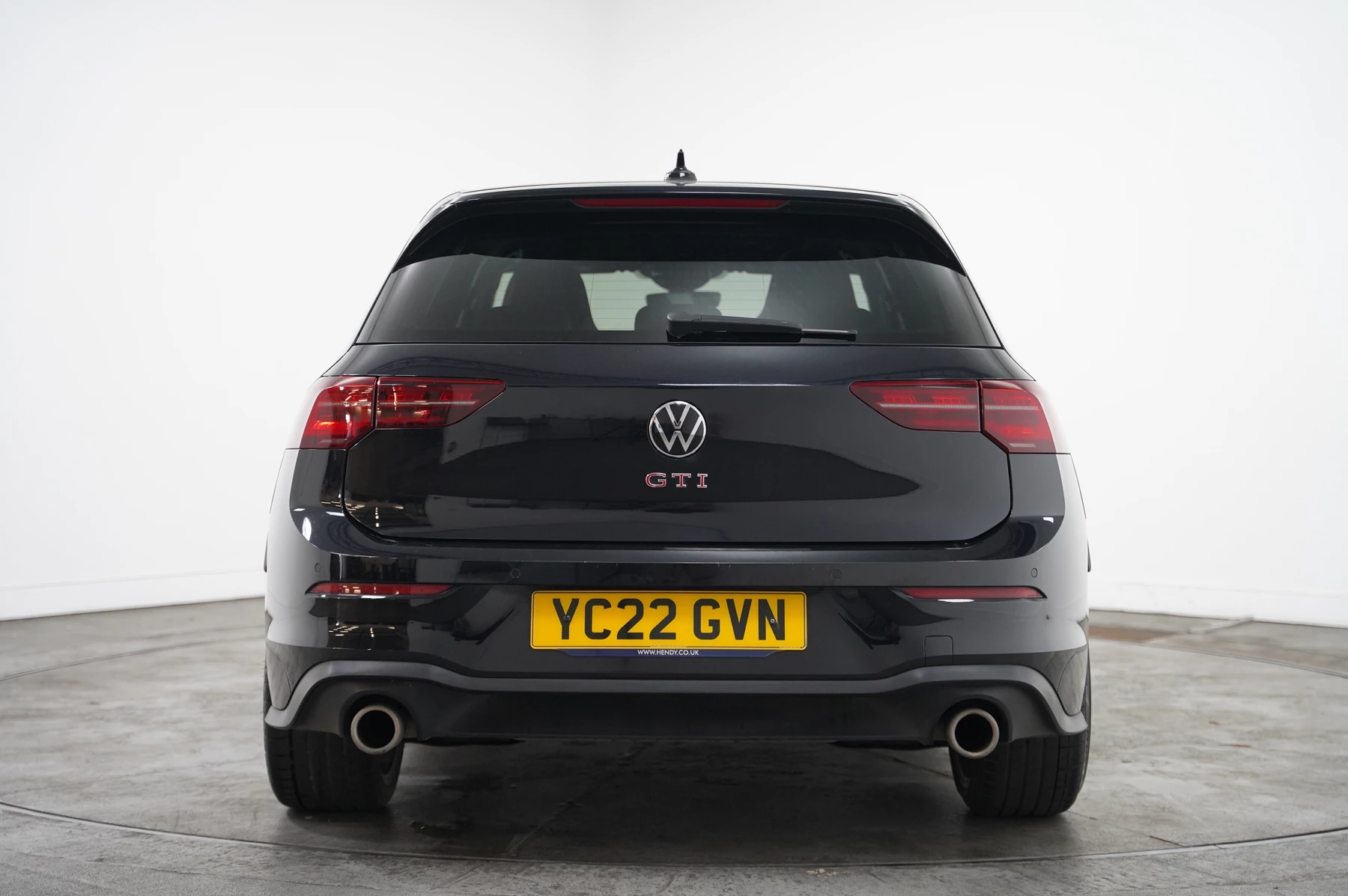 Volkswagen-Golf-image-13