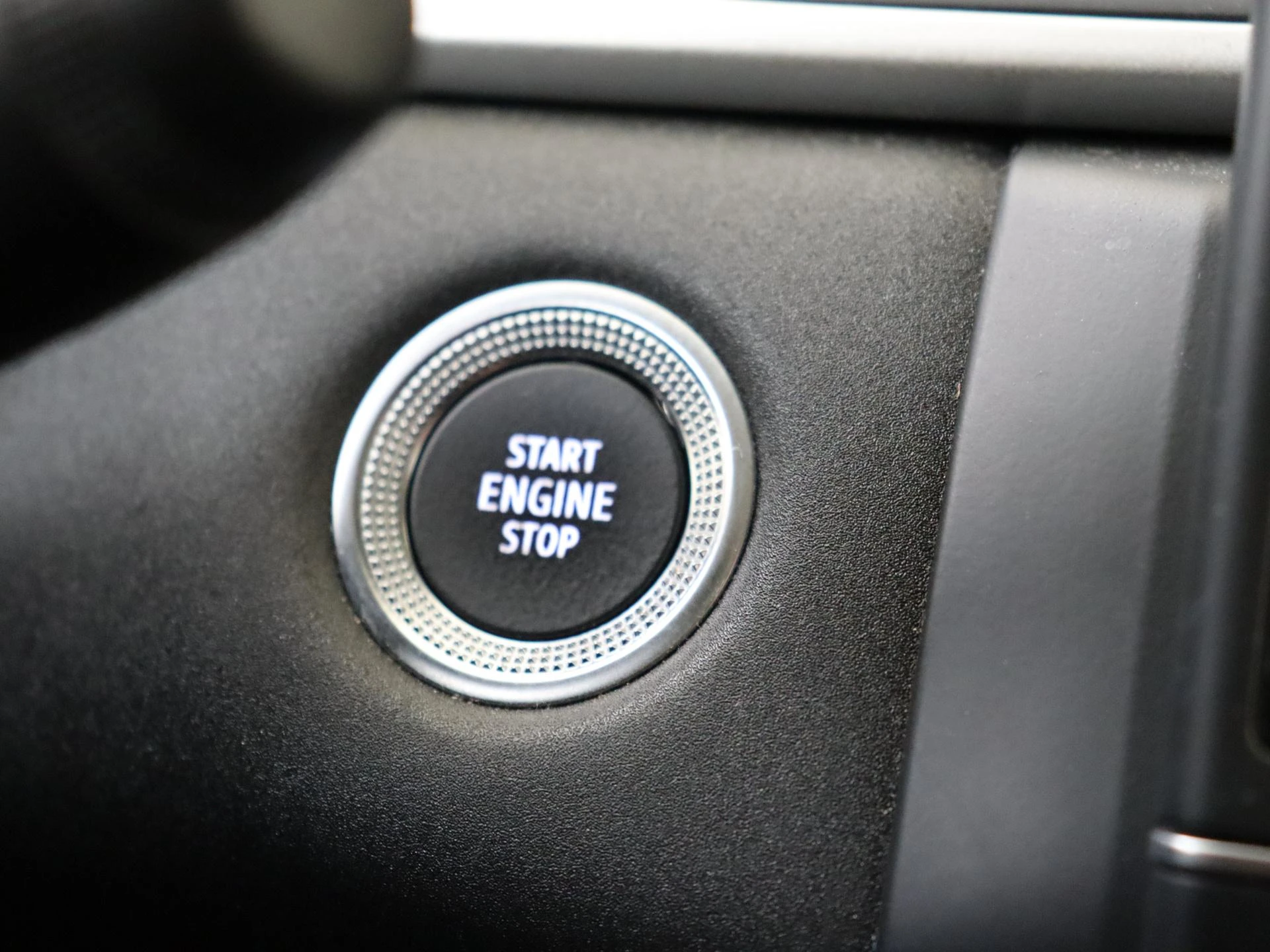 Renault-Captur-image-21
