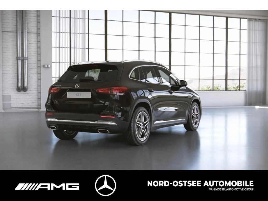Mercedes-Benz GLA 250 e AMG SHZ MBUX TEMPOMAT AMG Line