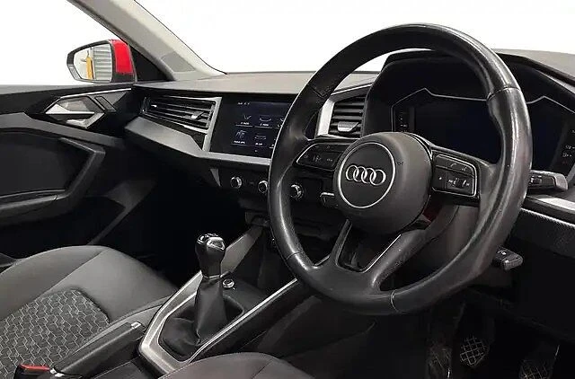 Audi-A1 Sportback-image-5