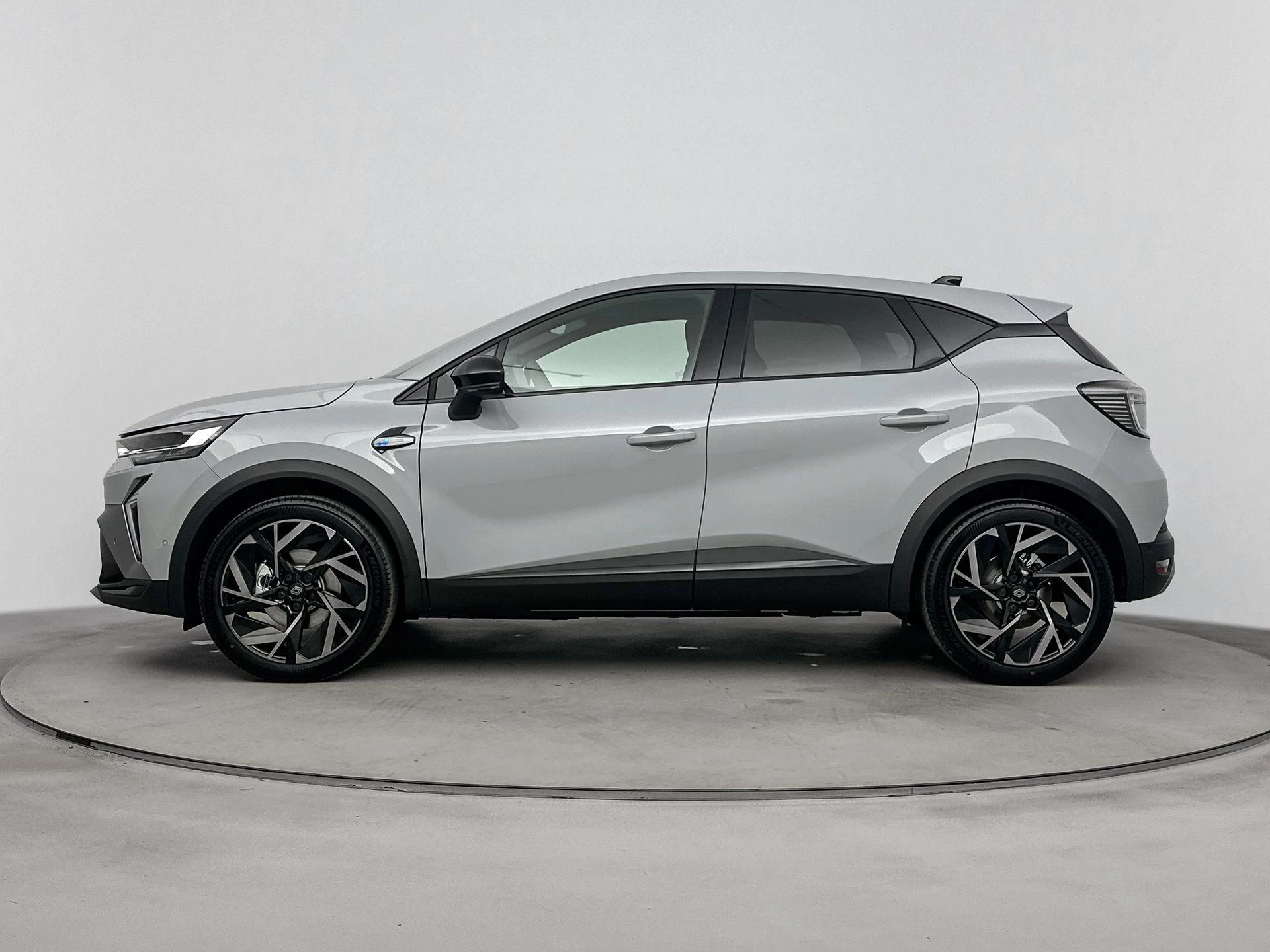 Renault-Captur-image-1