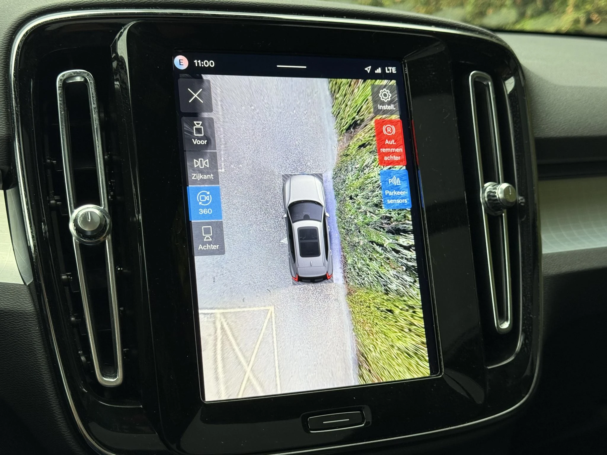 Volvo-XC40-image-3