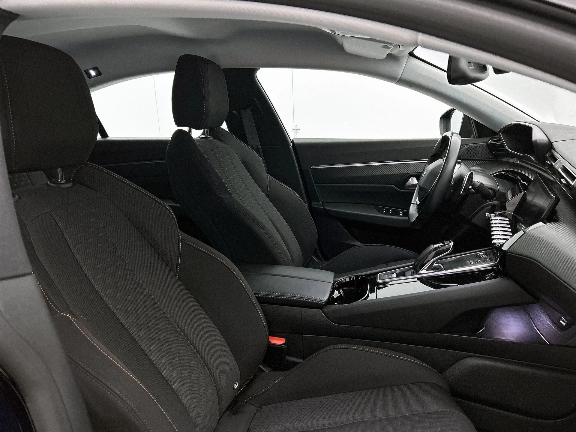 Peugeot-508-image-33
