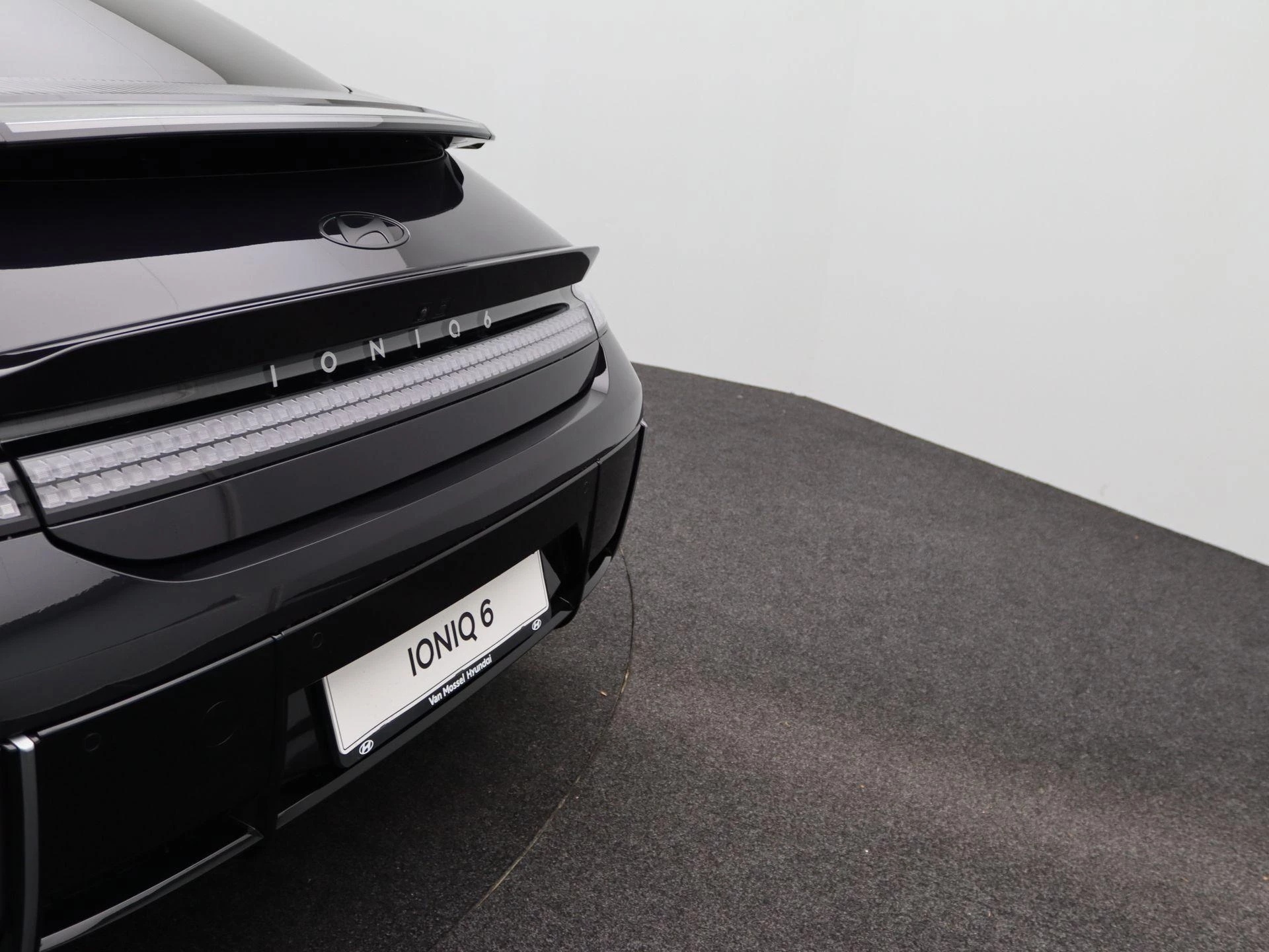 Hyundai-IONIQ 6-image-37