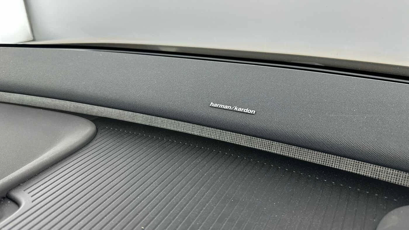 Volvo-EX30-image-21