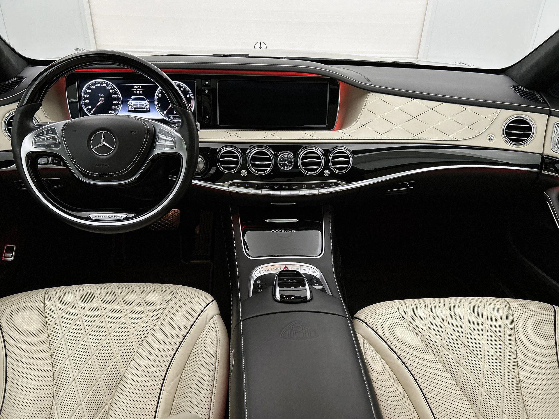 Mercedes-Benz-S-Klasse-image-16