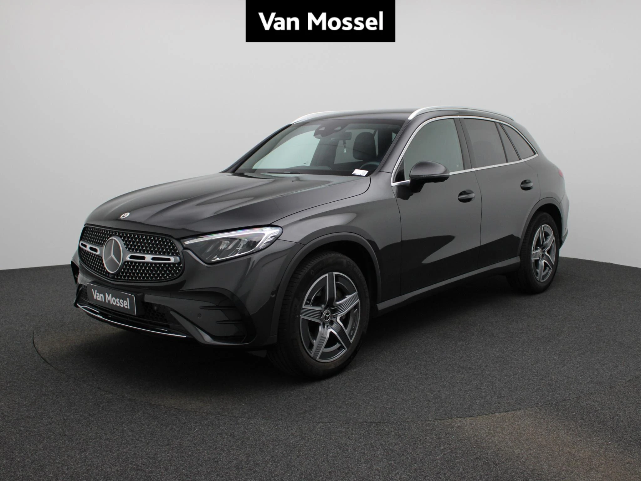 Mercedes-Benz-GLC-image-0