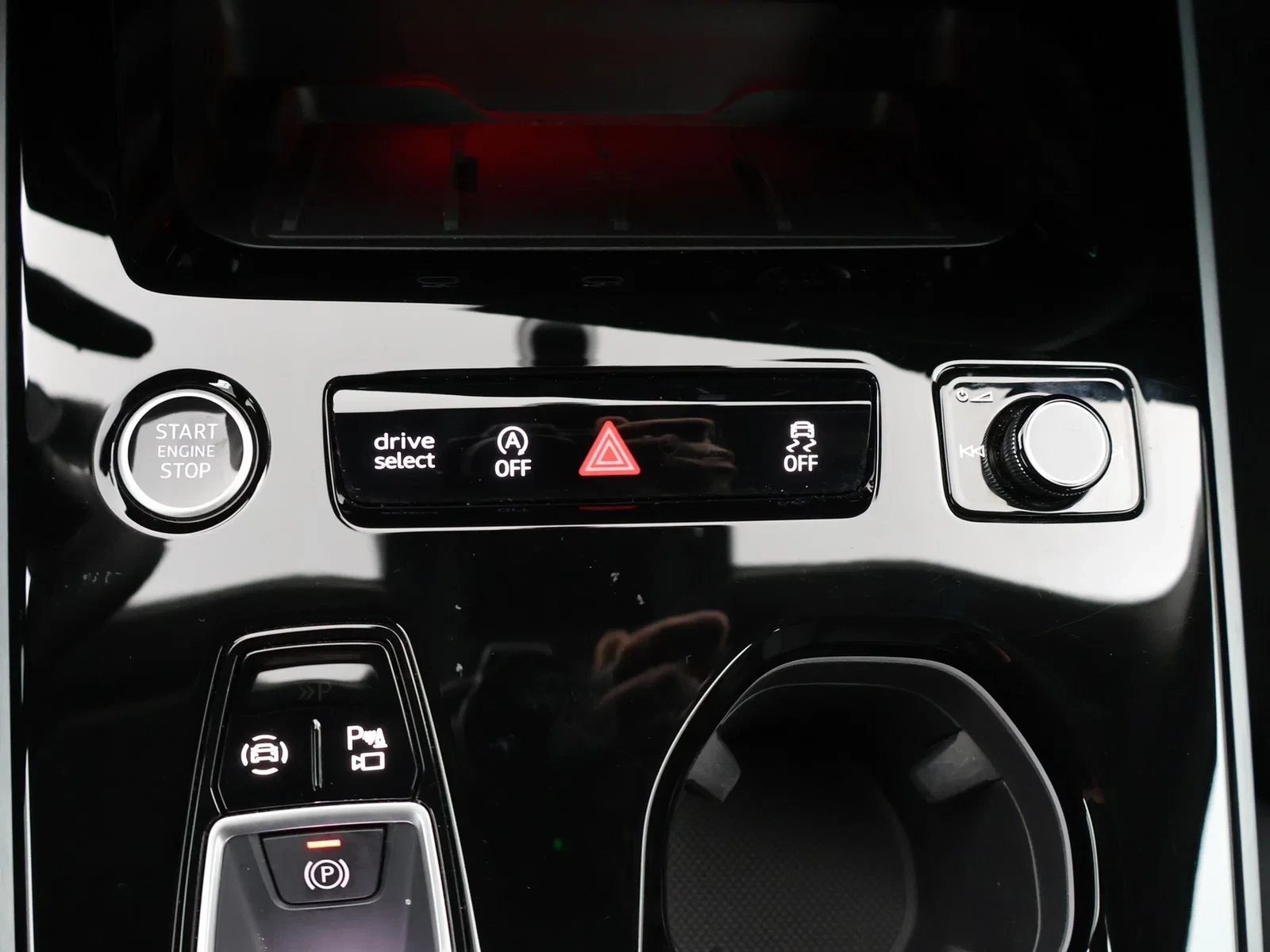Audi A5 Avant 2.0TFSI Advanced 150PK *AUTOMAAT*LEDER*CAMERA*PDC*ACC*VIRTUAL COCKPIT*APP-CONNECT*...*