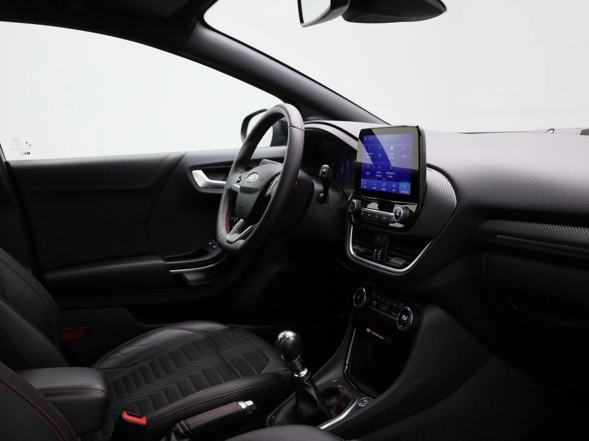 Ford-Puma-image-32