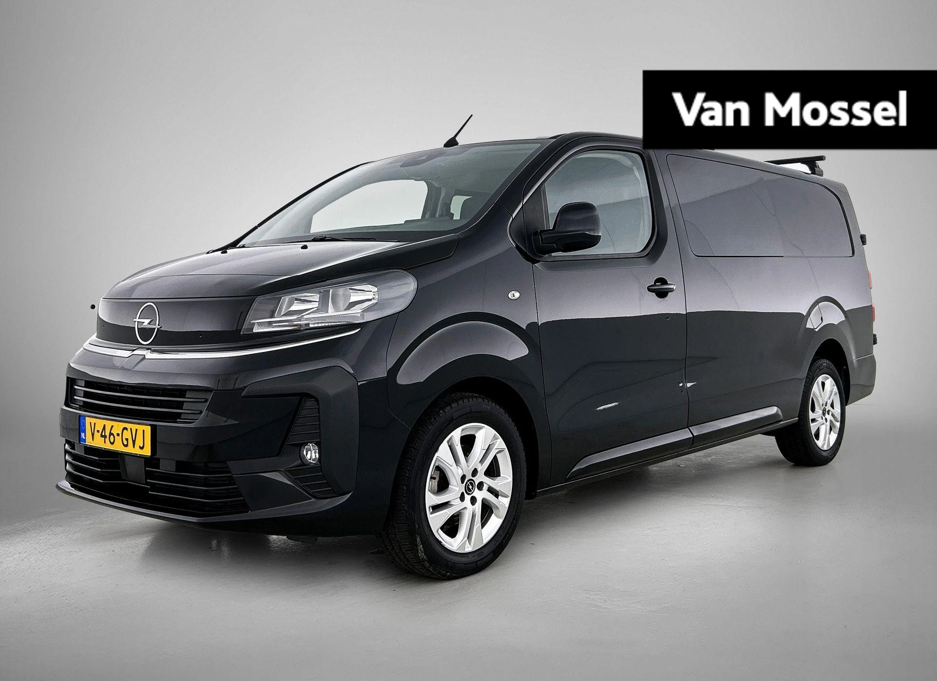 Opel-Vivaro-image-0