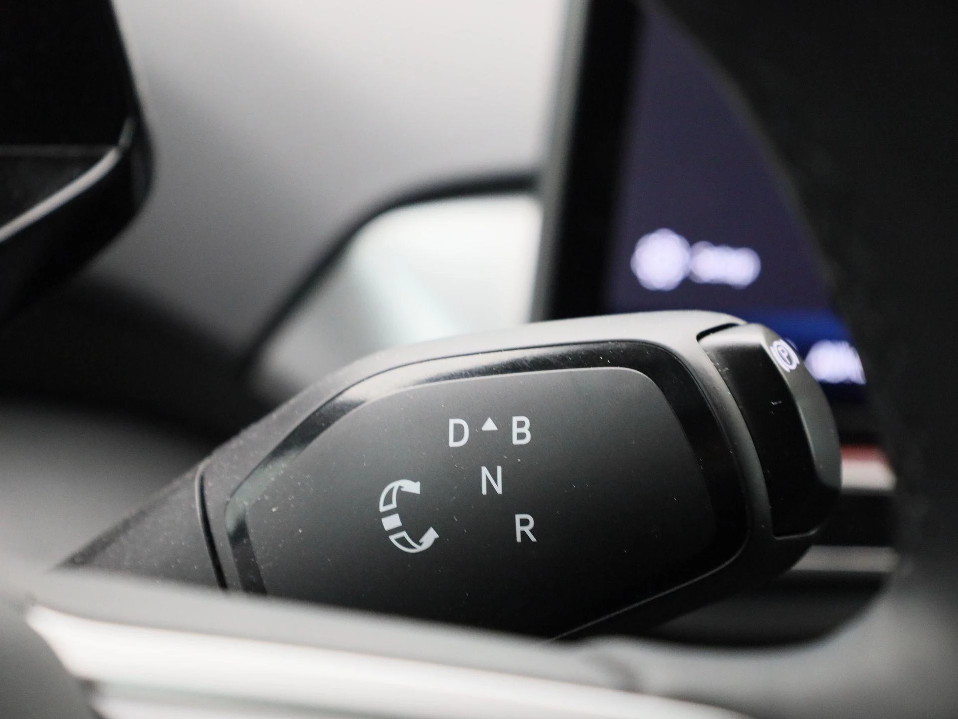 Volkswagen-ID.4-image-25