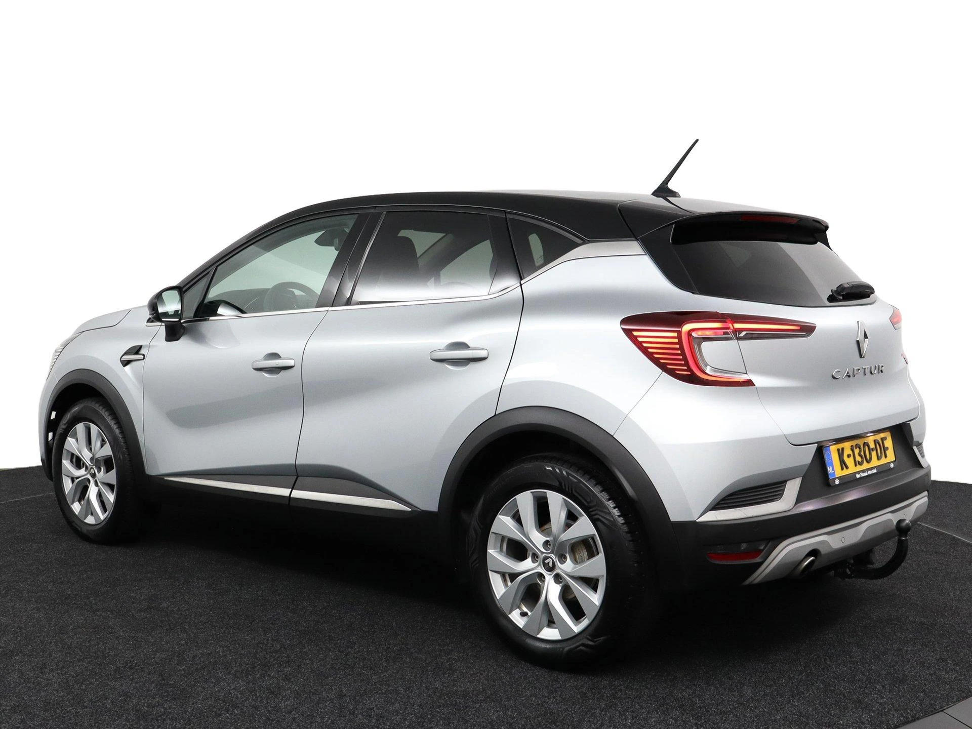 Renault-Captur-image-4