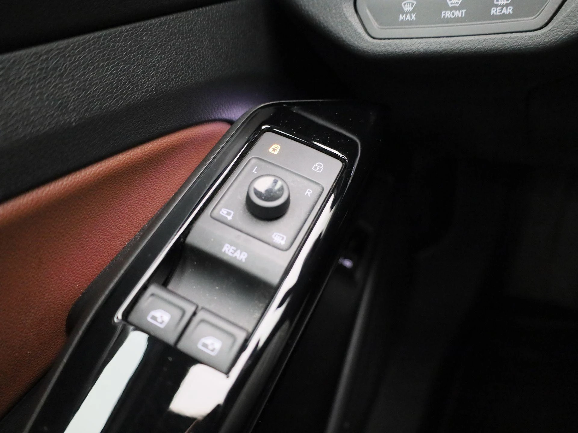 Volkswagen-ID.4-image-19