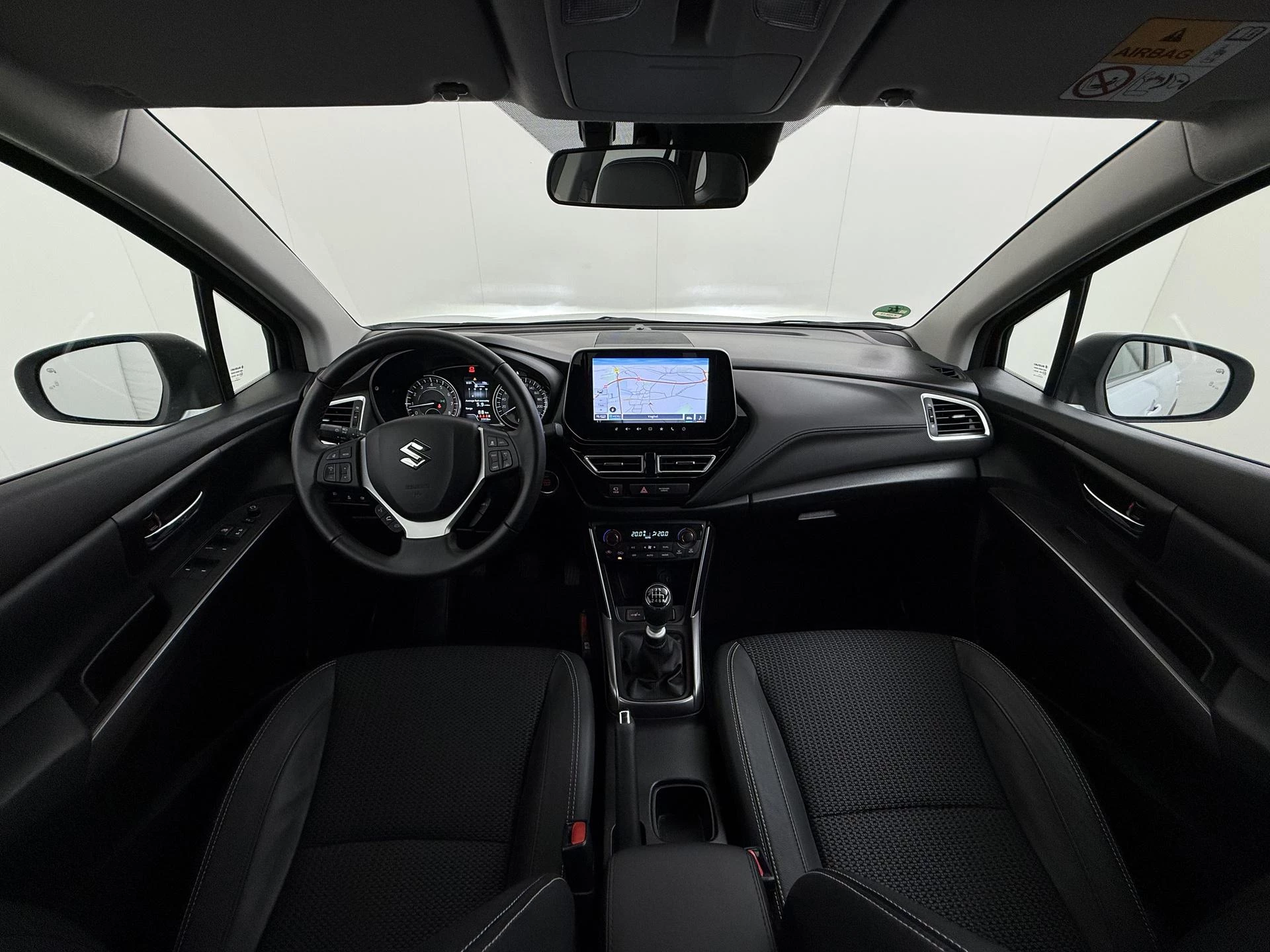 Suzuki-S-Cross-image-20