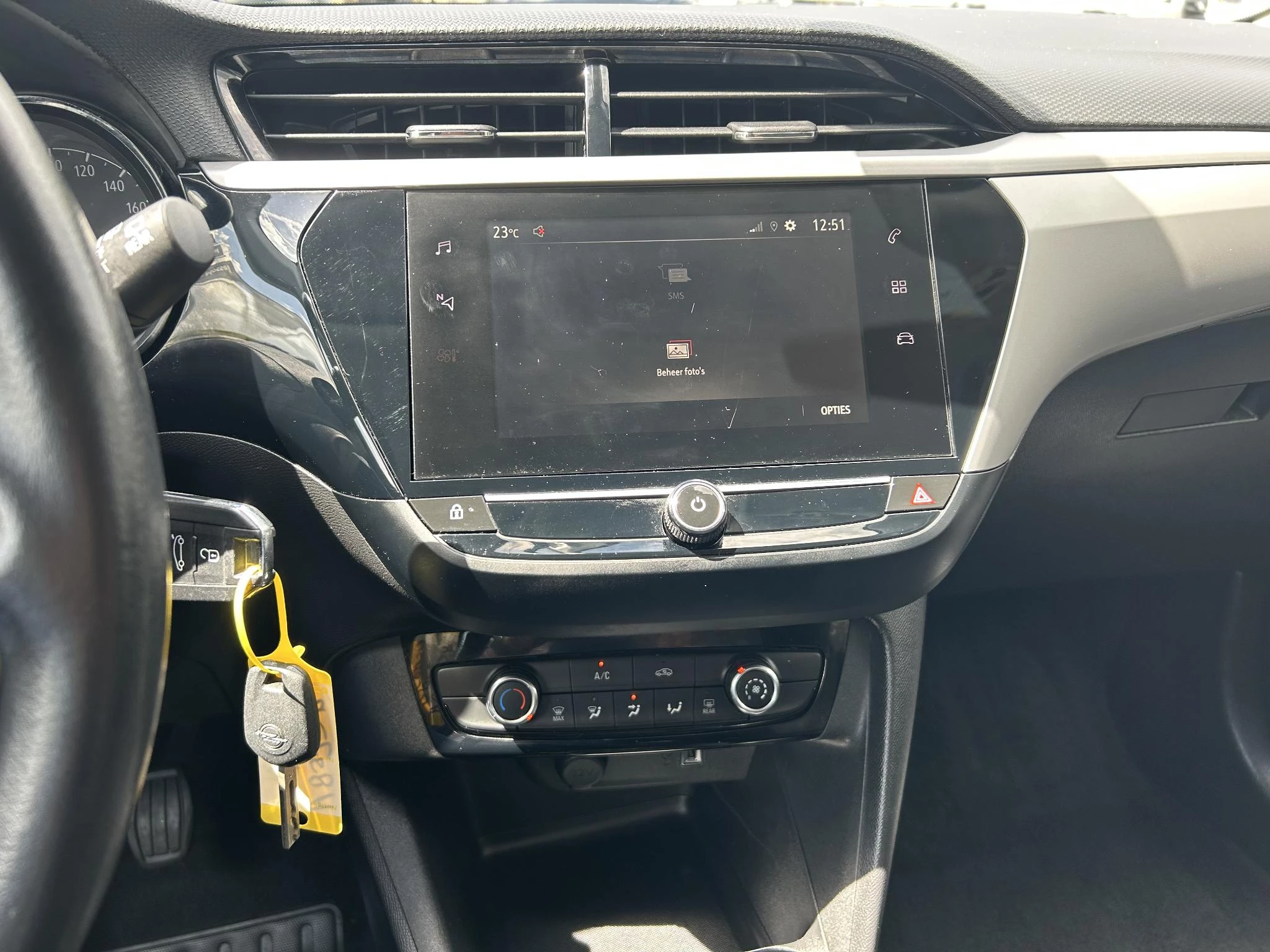 Opel-Corsa-image-12