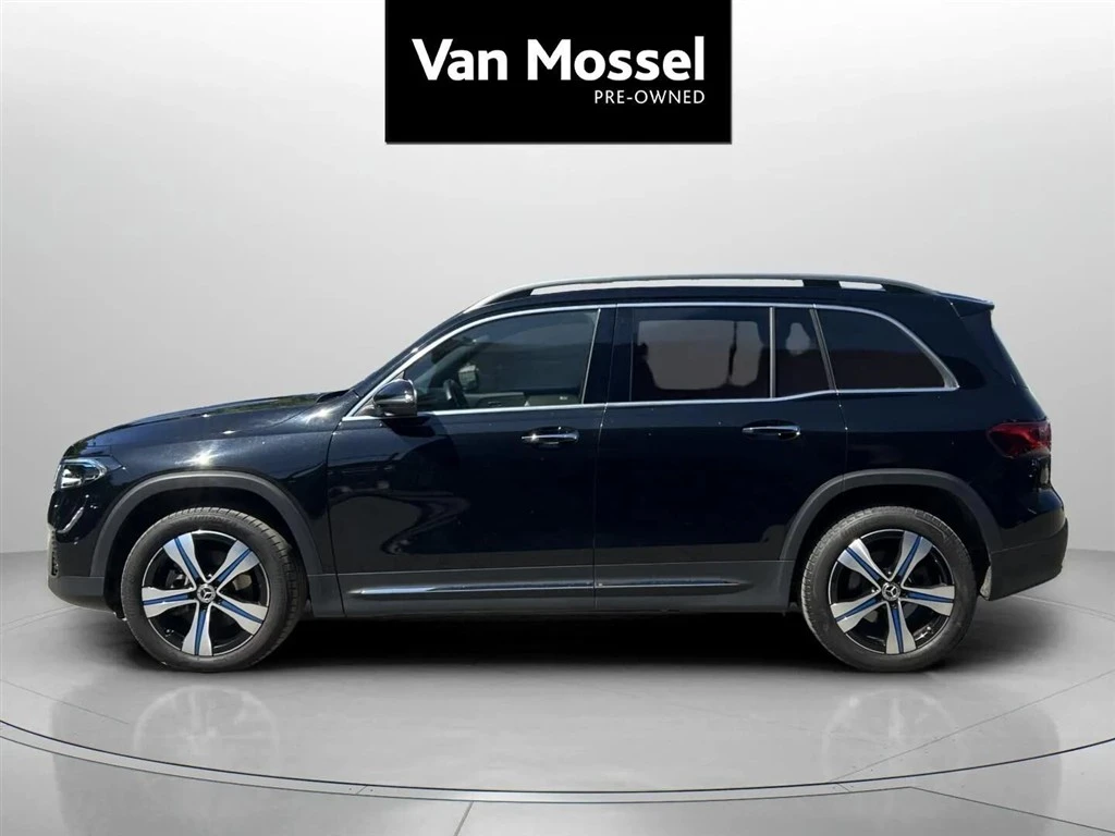 Mercedes-Benz-EQB-image-7