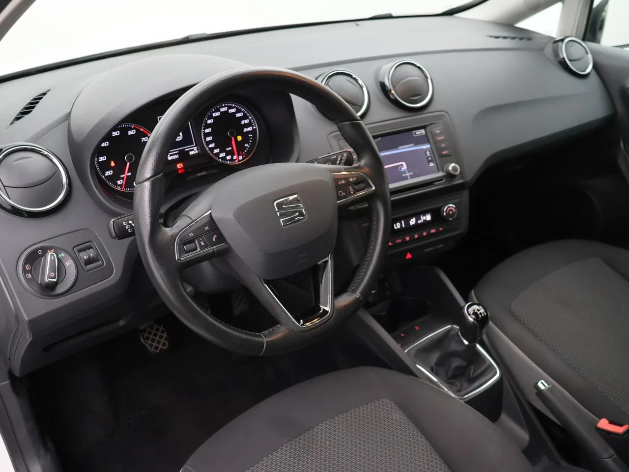 SEAT-Ibiza-image-19