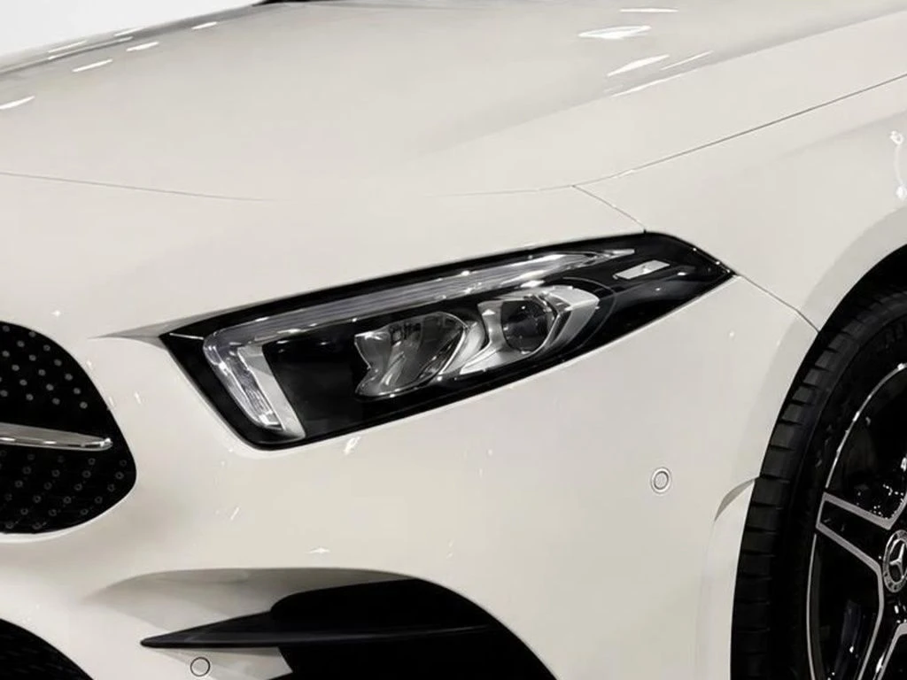 Mercedes-Benz-A-Klasse 250 e-image-4